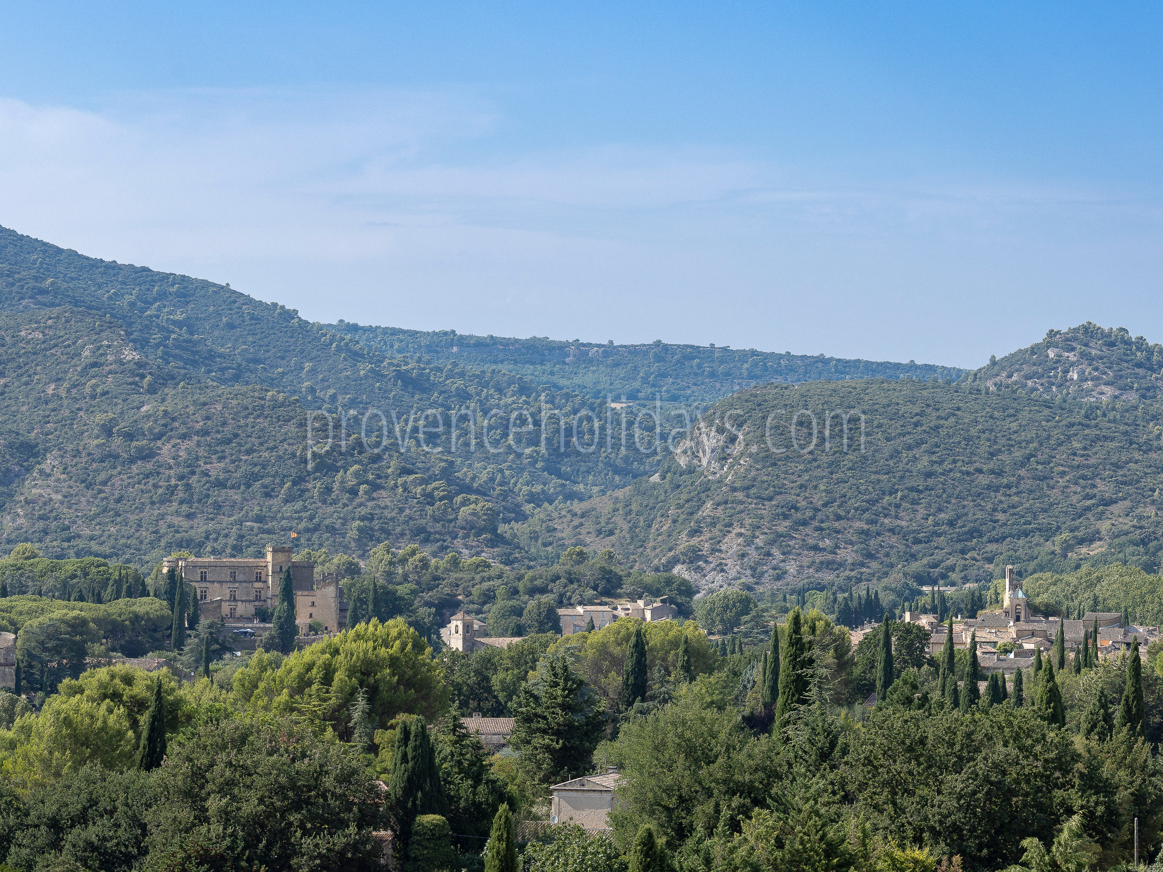1 - Le Domaine de L\'Or Vert: Villa: Exterior