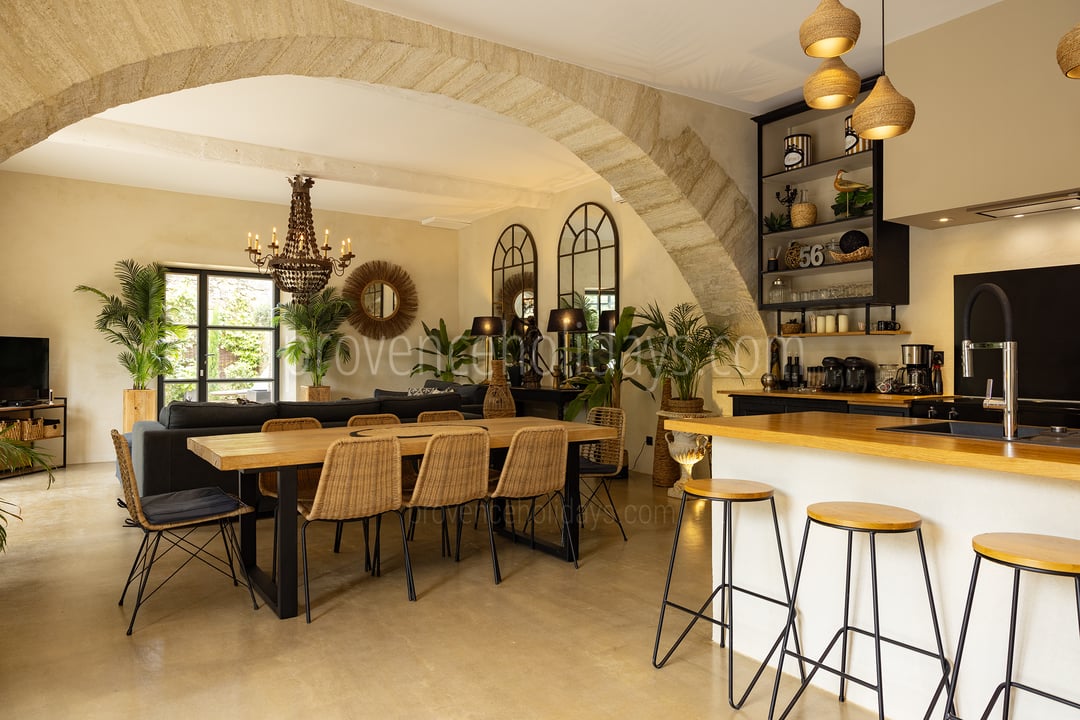5 - La Bâtisse d\'Uzès: Villa: Interior