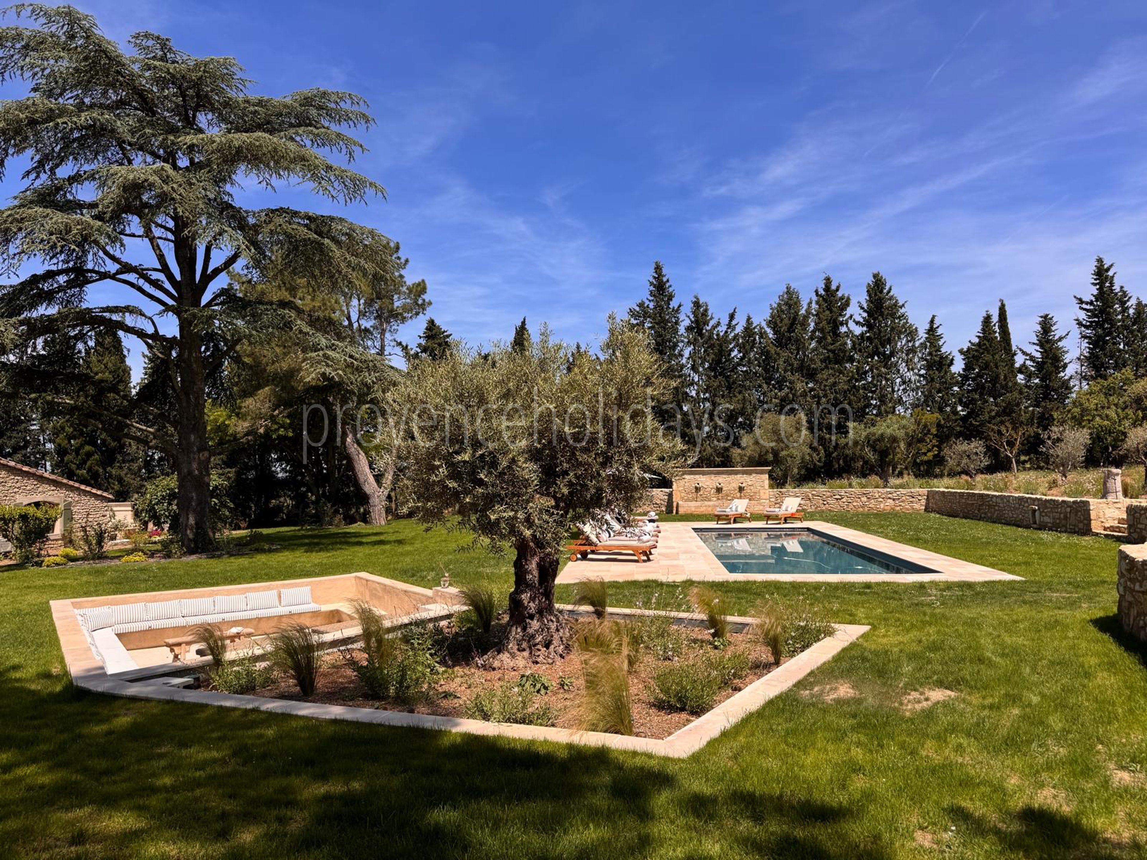 25 - Mas des Cistes: Villa: Exterior