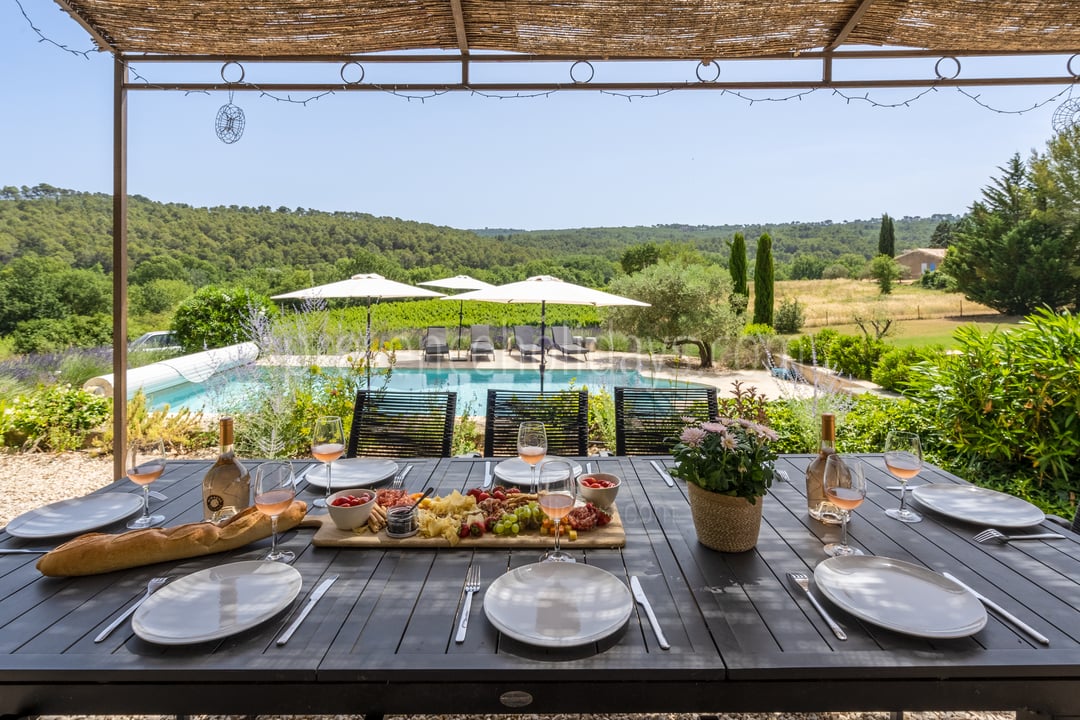 7 - Mas de Beaulieu: Villa: Exterior