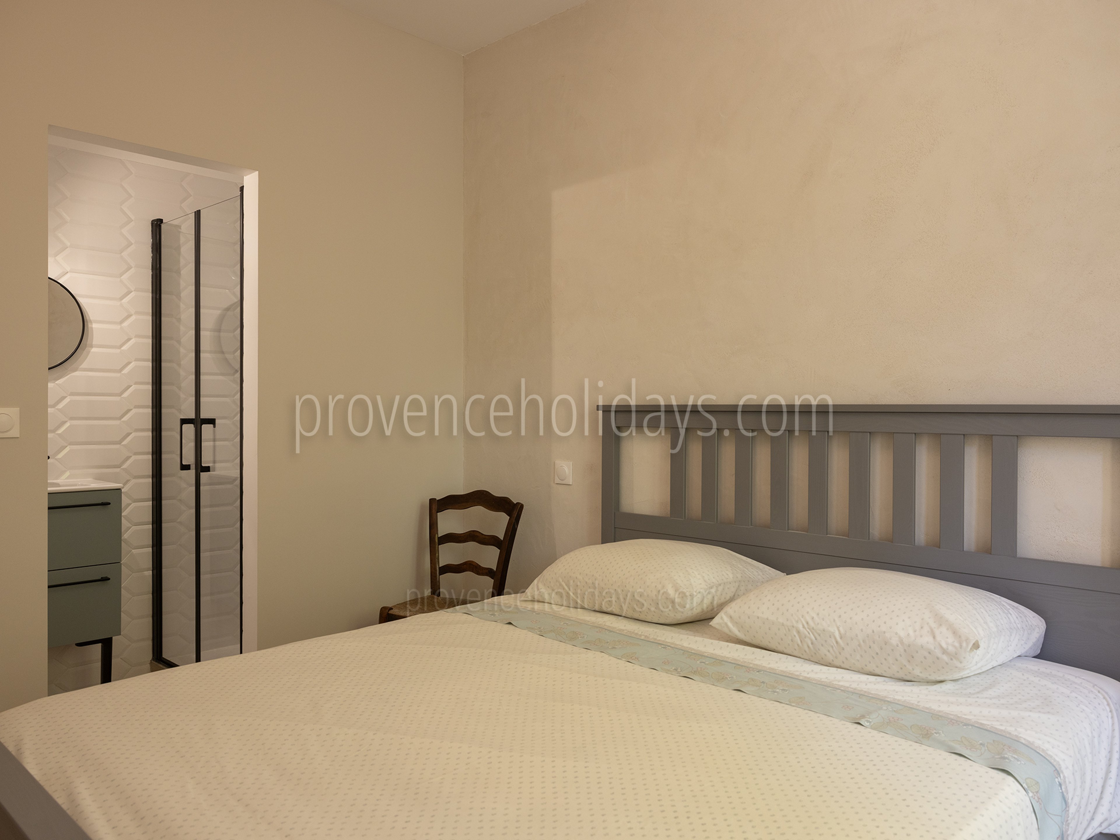 11 - Maison de la Chapelle: Villa: Bedroom