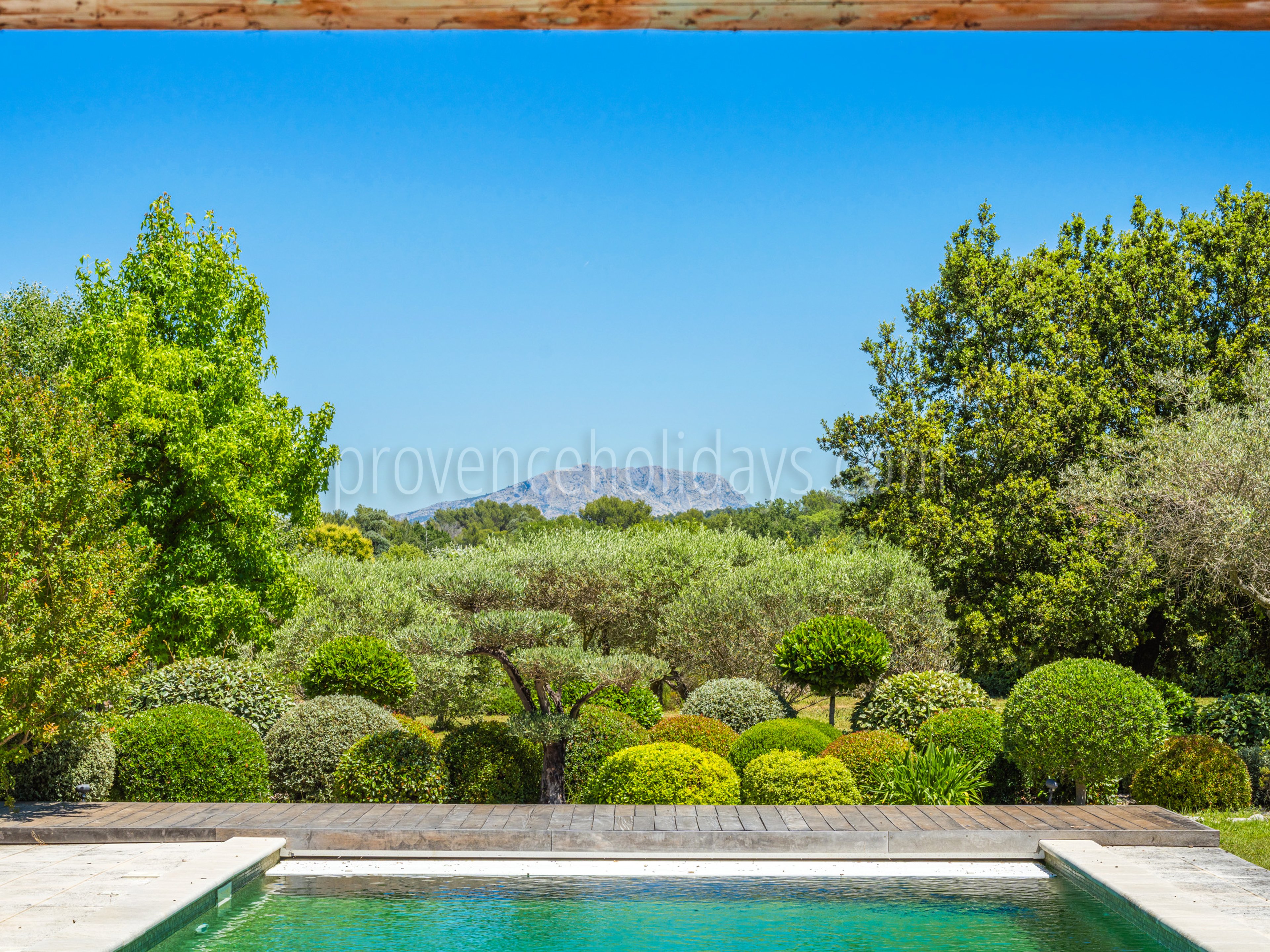 -3 - Horizon Sainte-Victoire: Villa: Exterior