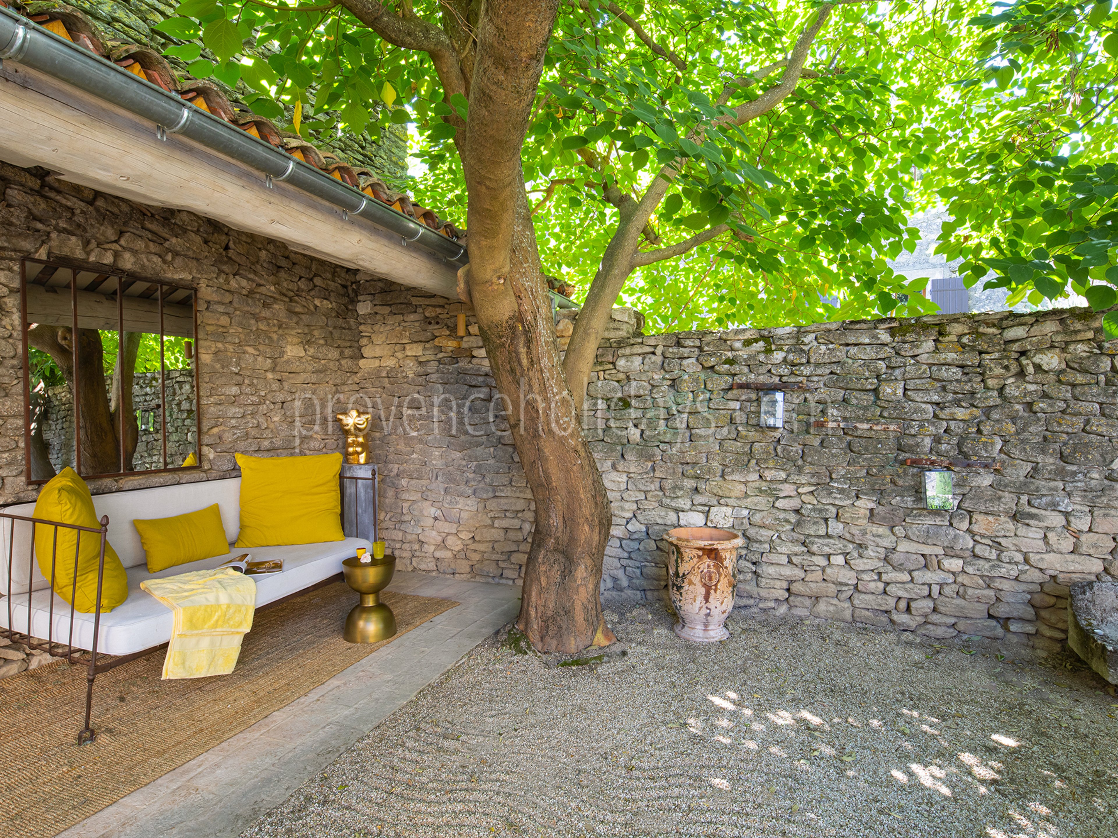 13 - Mas Cabrières: Villa: Exterior