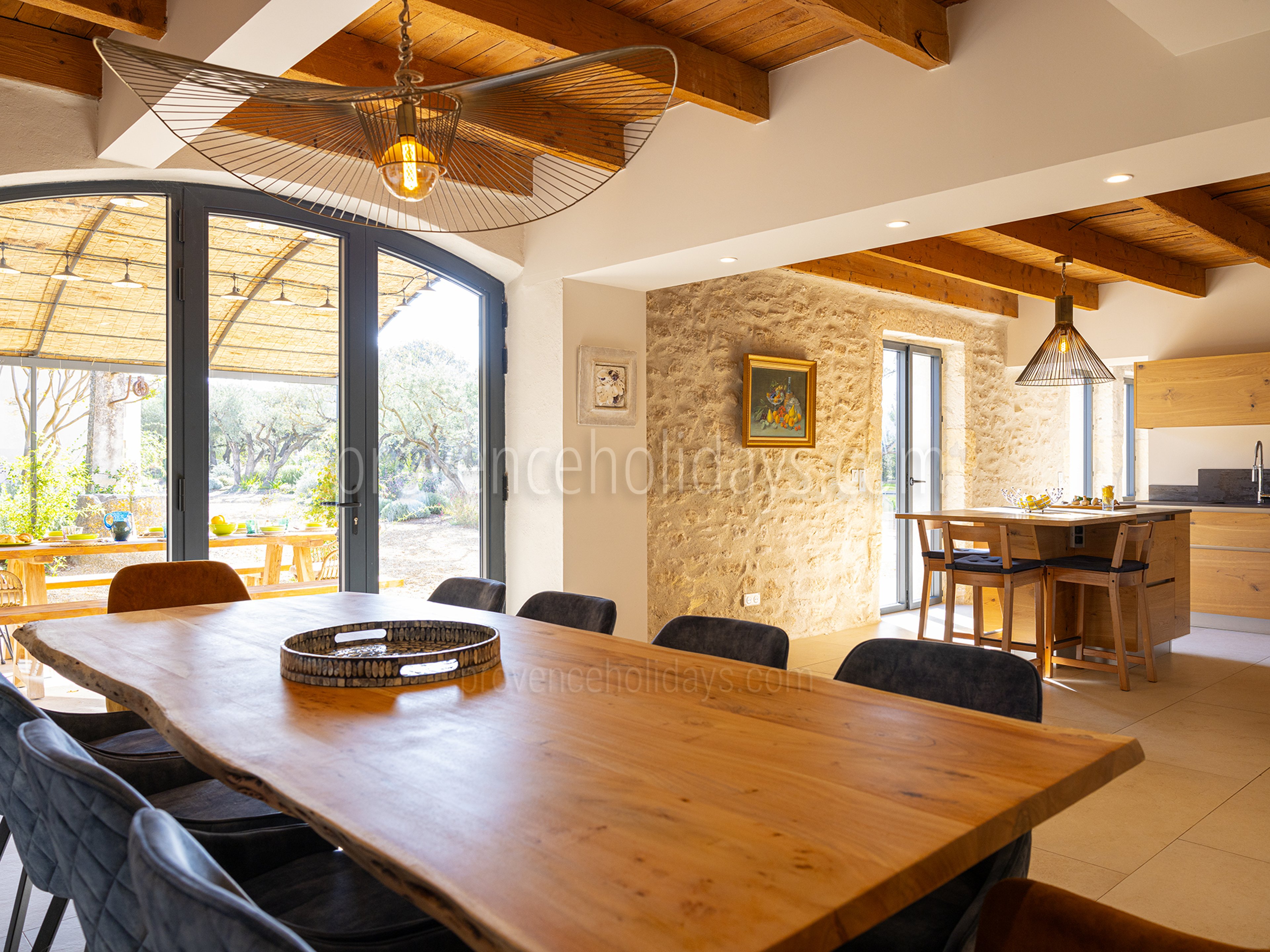 25 - Mas Leonie: Villa: Interior