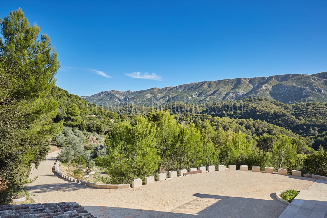 39 - À l\'Ombre de Cézanne: Villa: Exterior