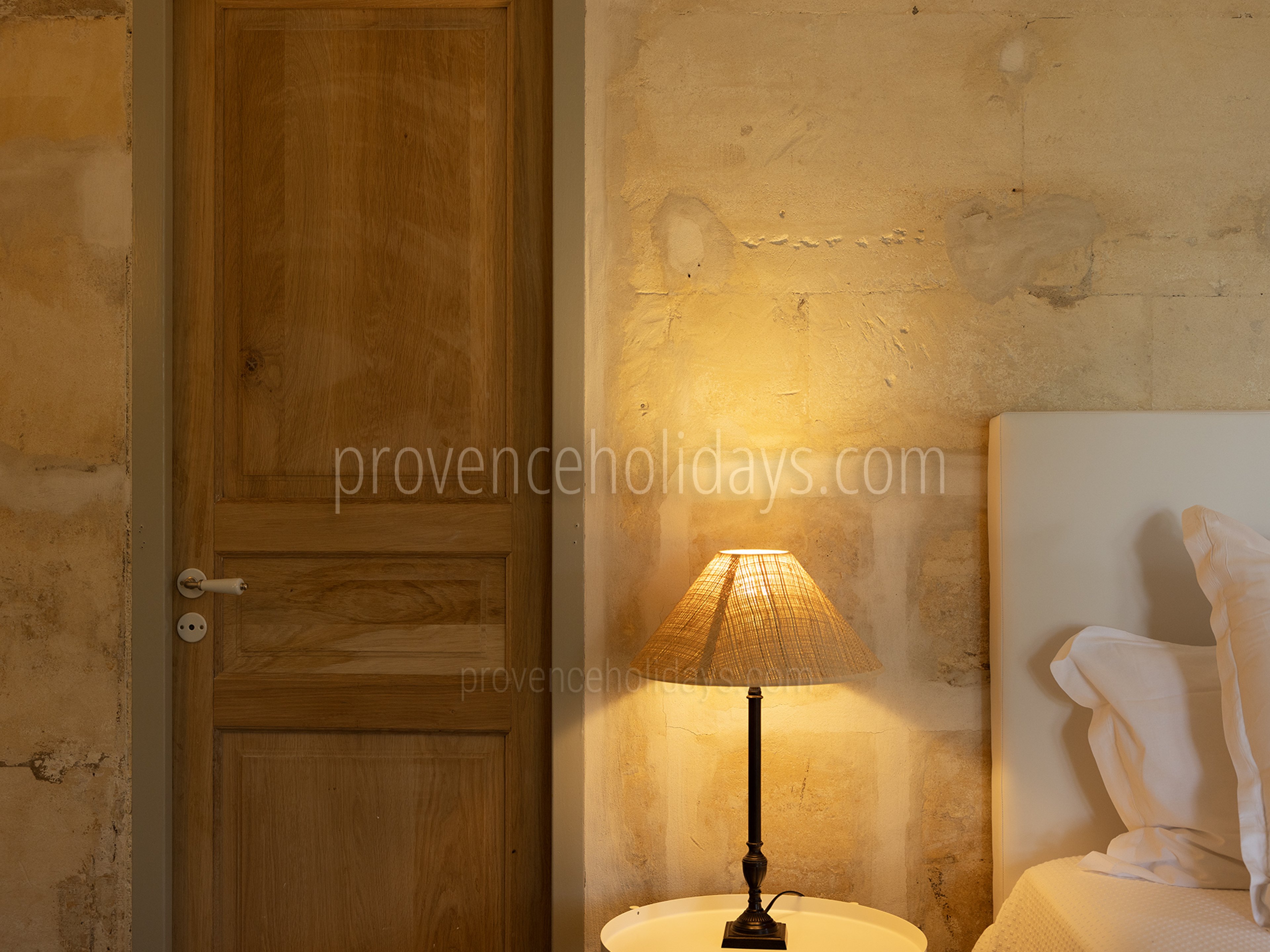 64 - Bastide Mouriès: Villa: Interior