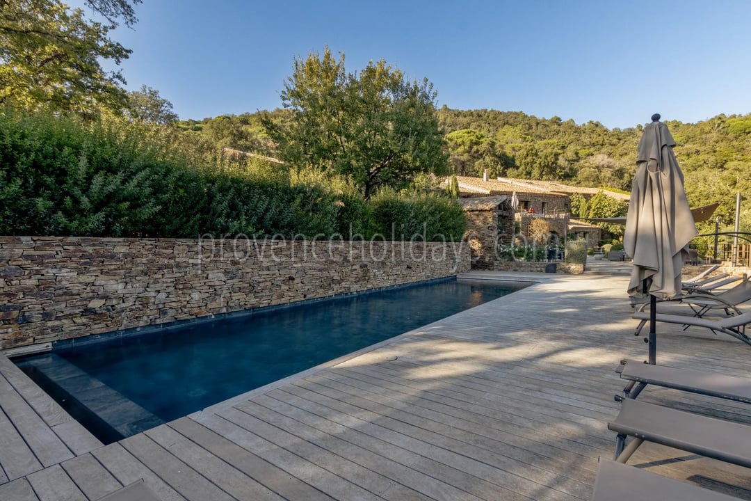 4 - Stone estate in La Garde-Freinet: Villa: Pool