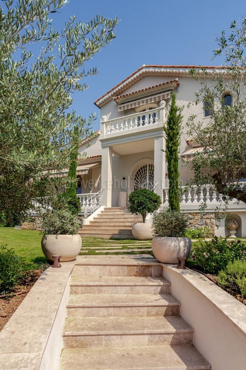 61 - Villa Elite: Villa: Exterior