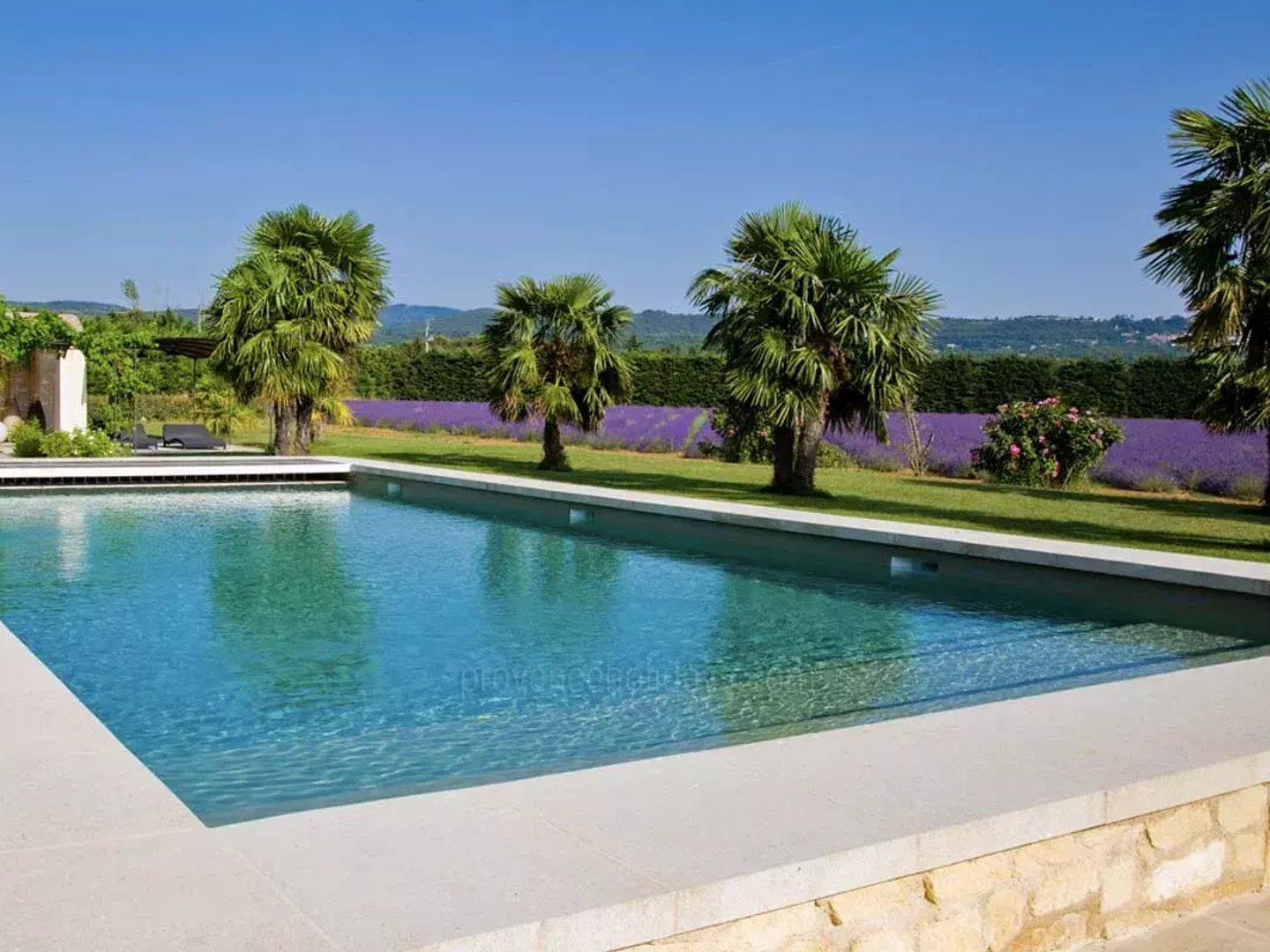 20 - Bonnieux Mas: Villa: Pool