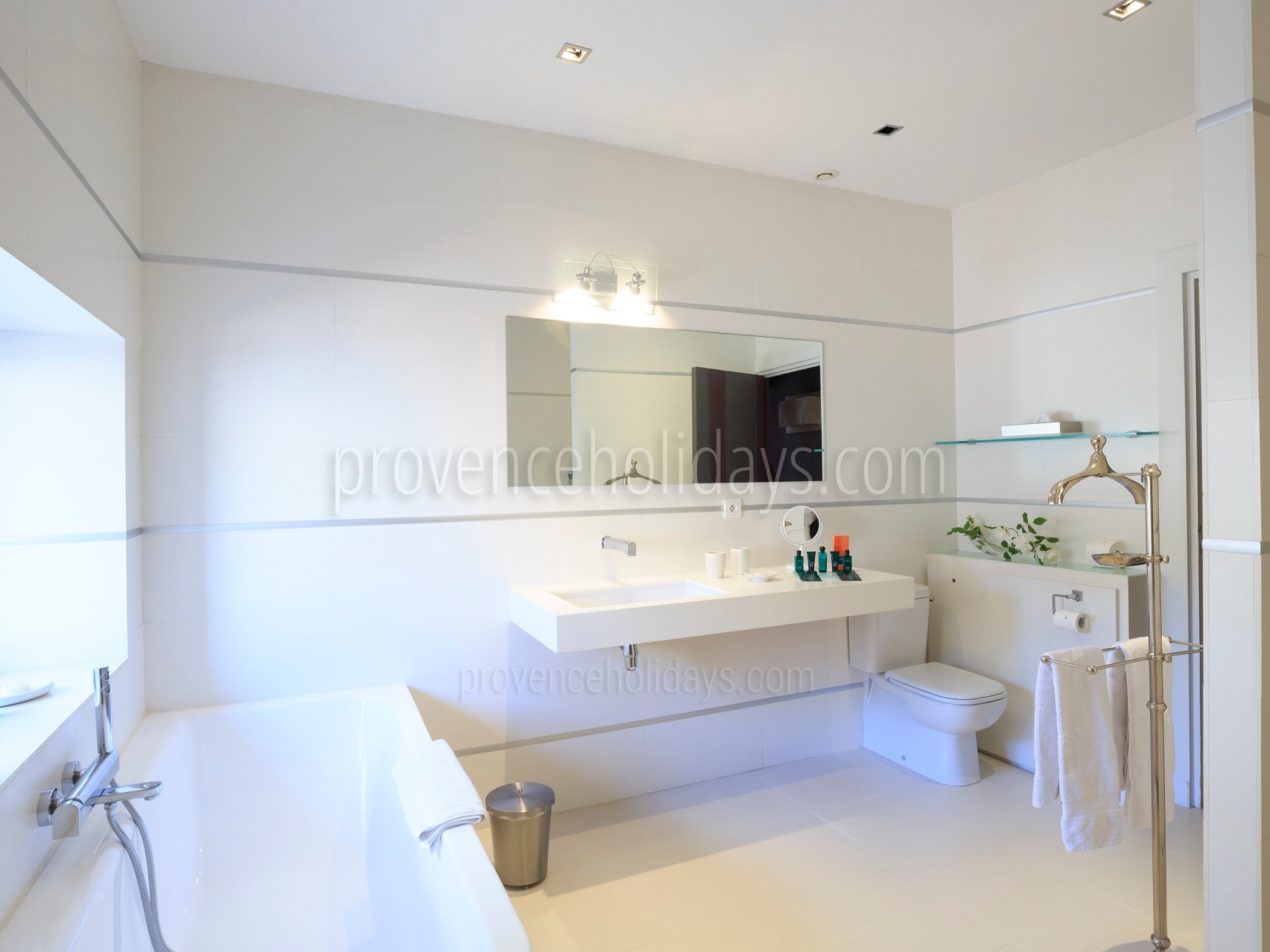 46 - Mas de l\'Artiste: Villa: Bathroom