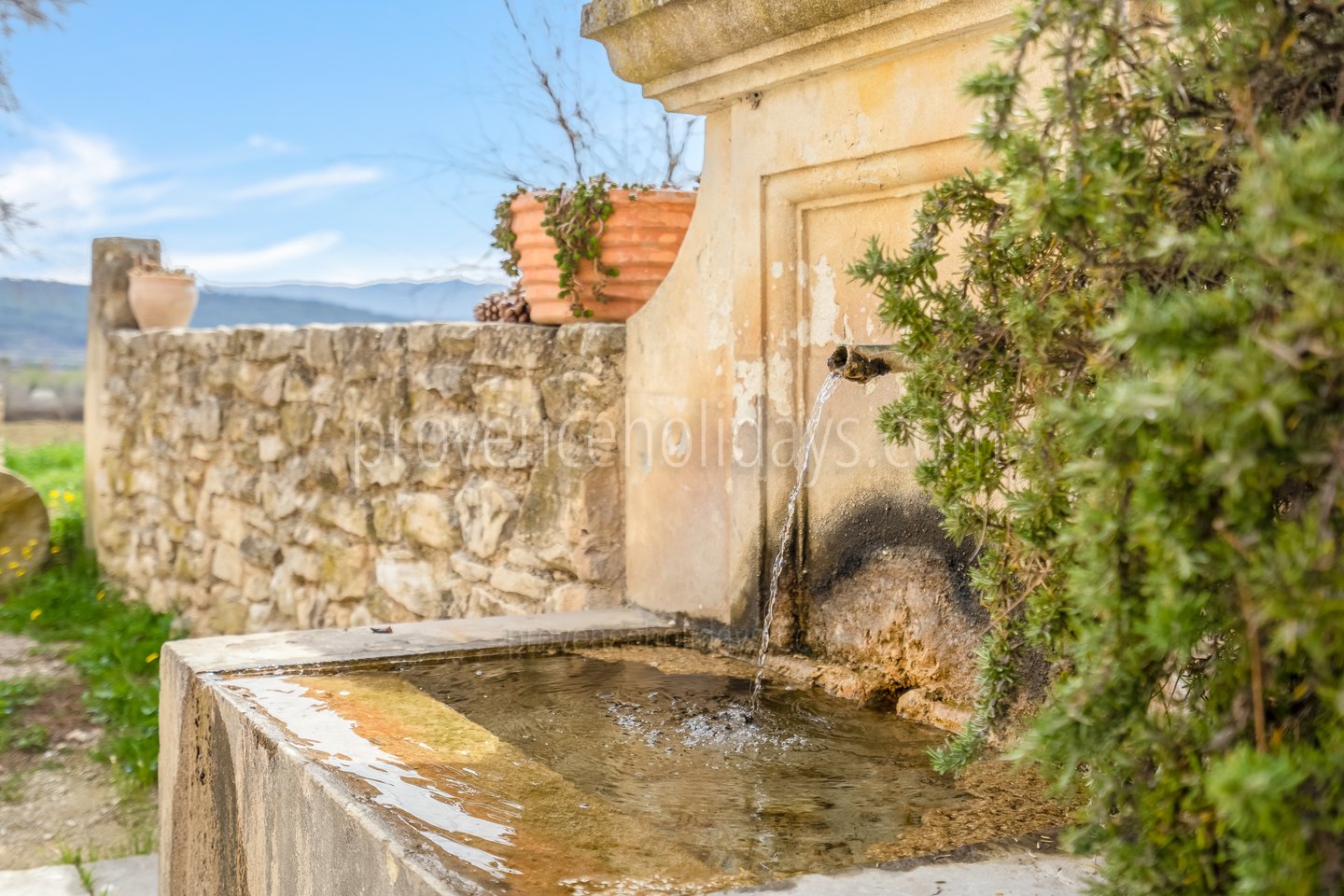 12 - La Bastide des Sources: Villa: Exterior