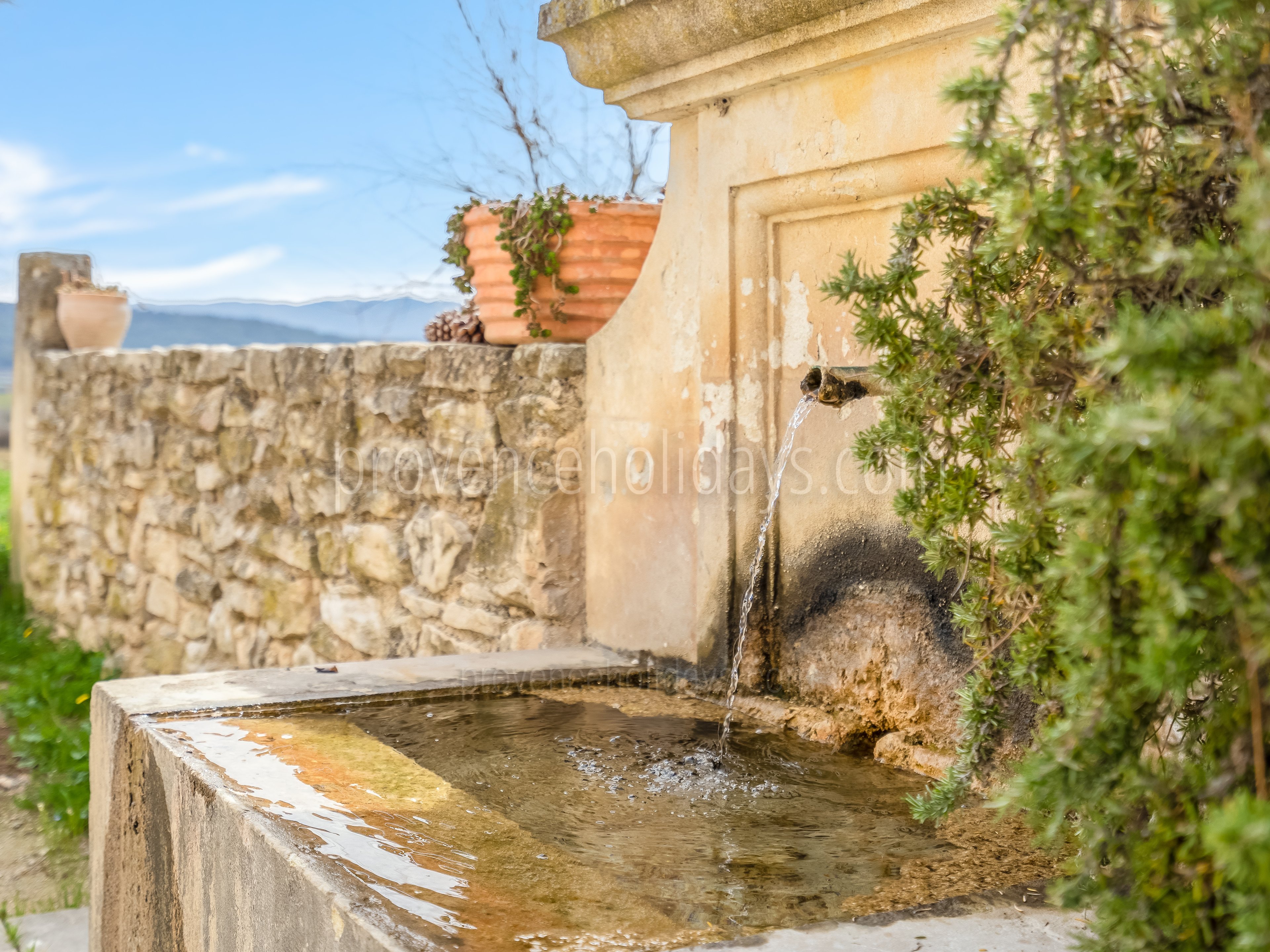 12 - La Bastide des Sources: Villa: Exterior