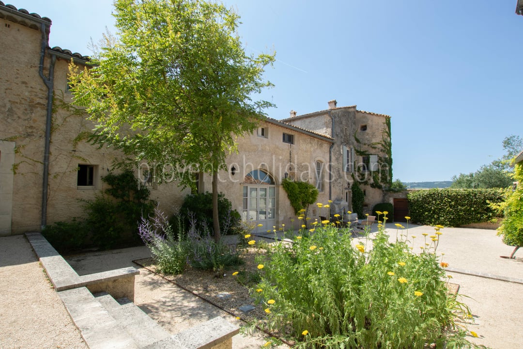 34 - Château des Templiers: Villa: Exterior