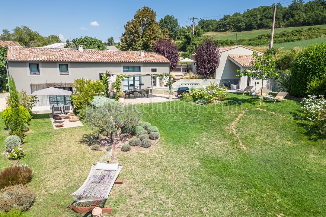 40 - Le Mas du Vallon: Villa: Exterior