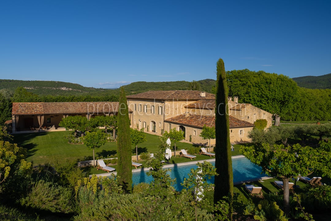96 - Villa des Cascades: Villa: Exterior