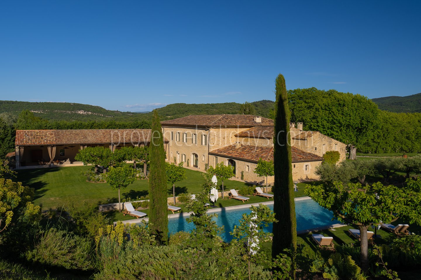 96 - Villa des Cascades: Villa: Exterior