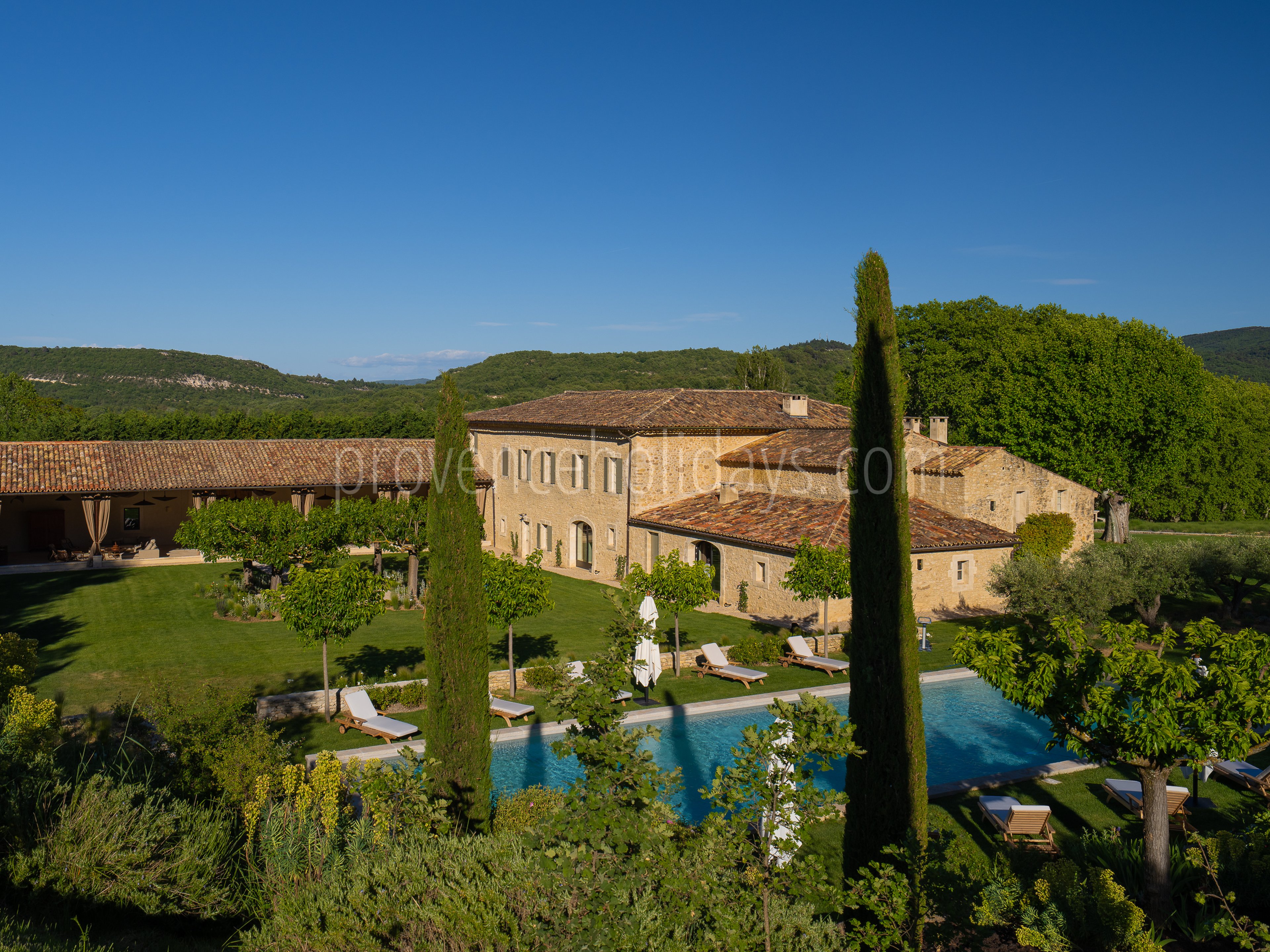 96 - Villa des Cascades: Villa: Exterior