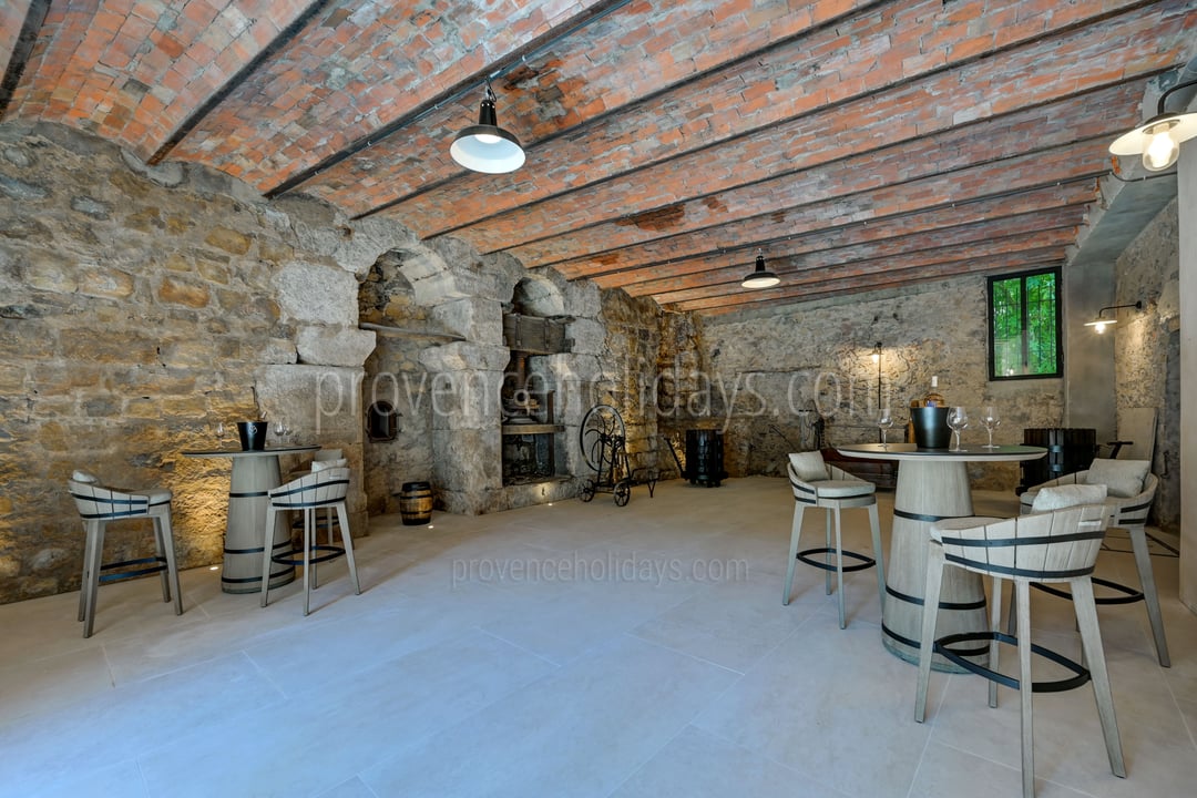 40 - Le Moulin: Villa: Interior