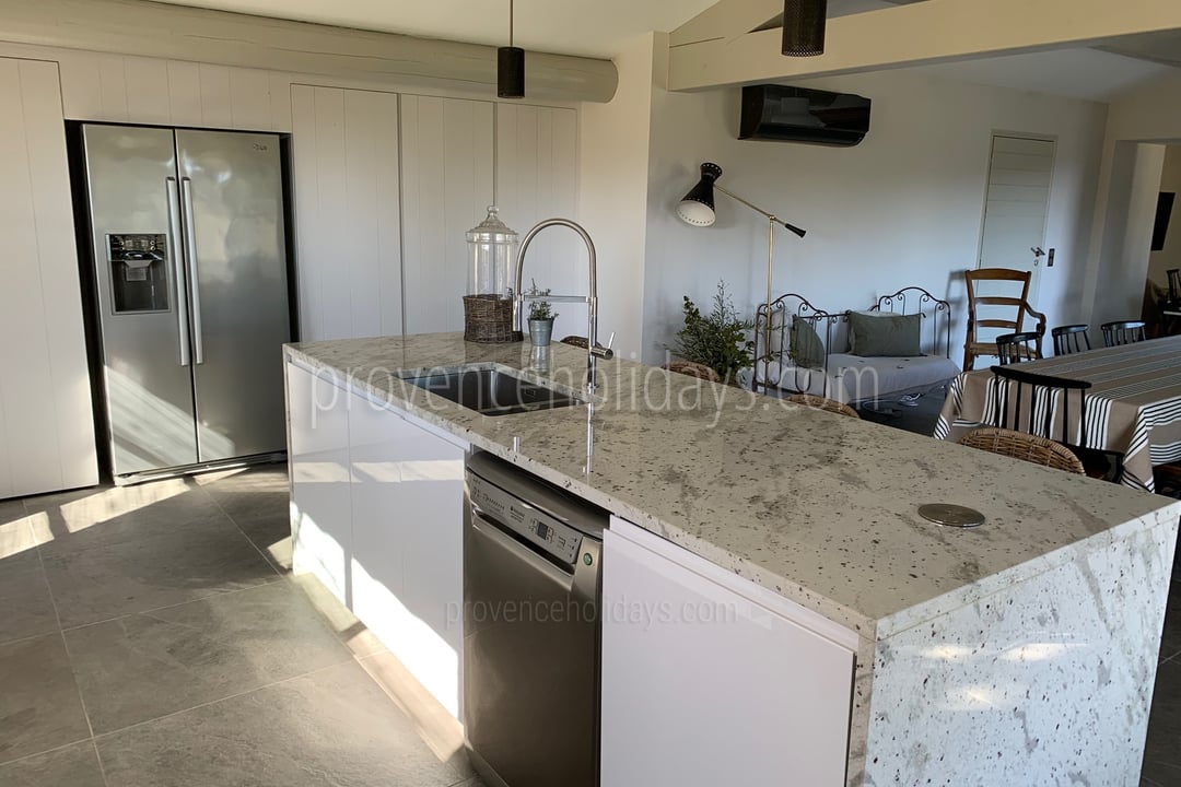 16 - Mas des Ocres: Villa: Interior