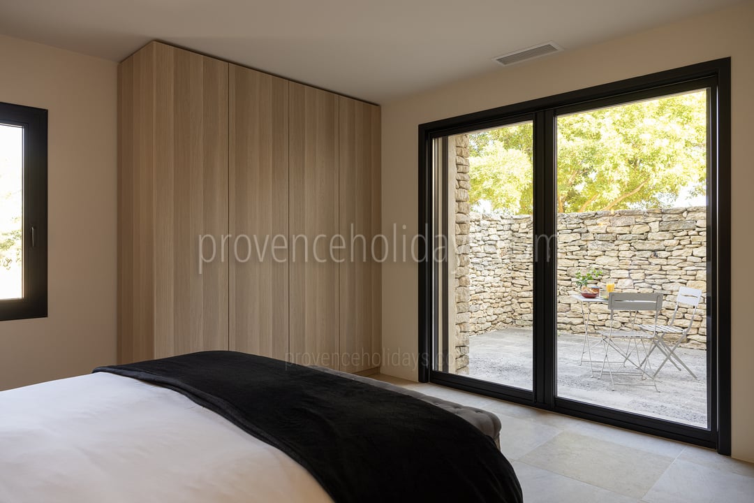 19 - Mas des Firmins: Villa: Bedroom