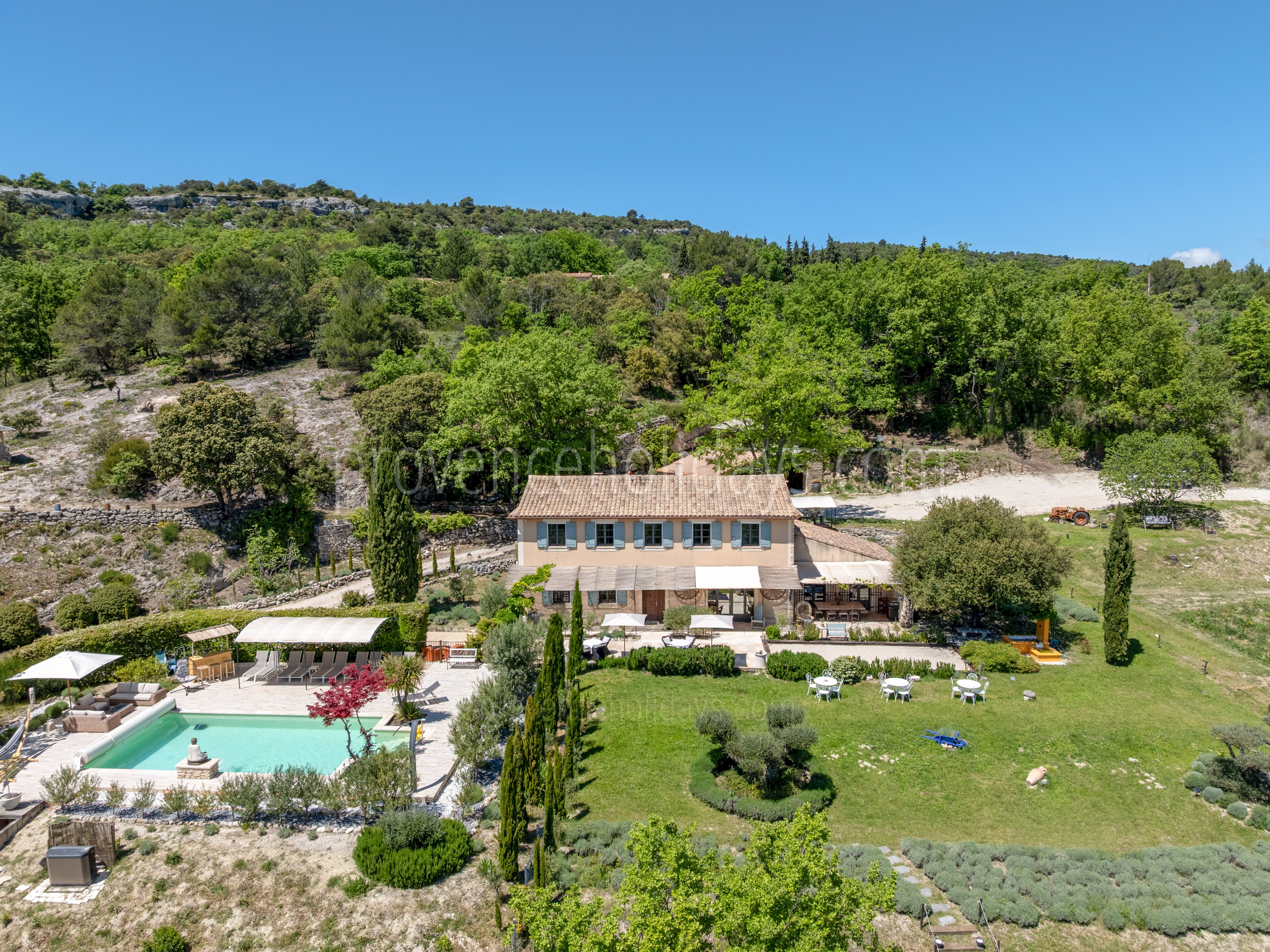 1 - Bastide des Chênes: Villa: Exterior