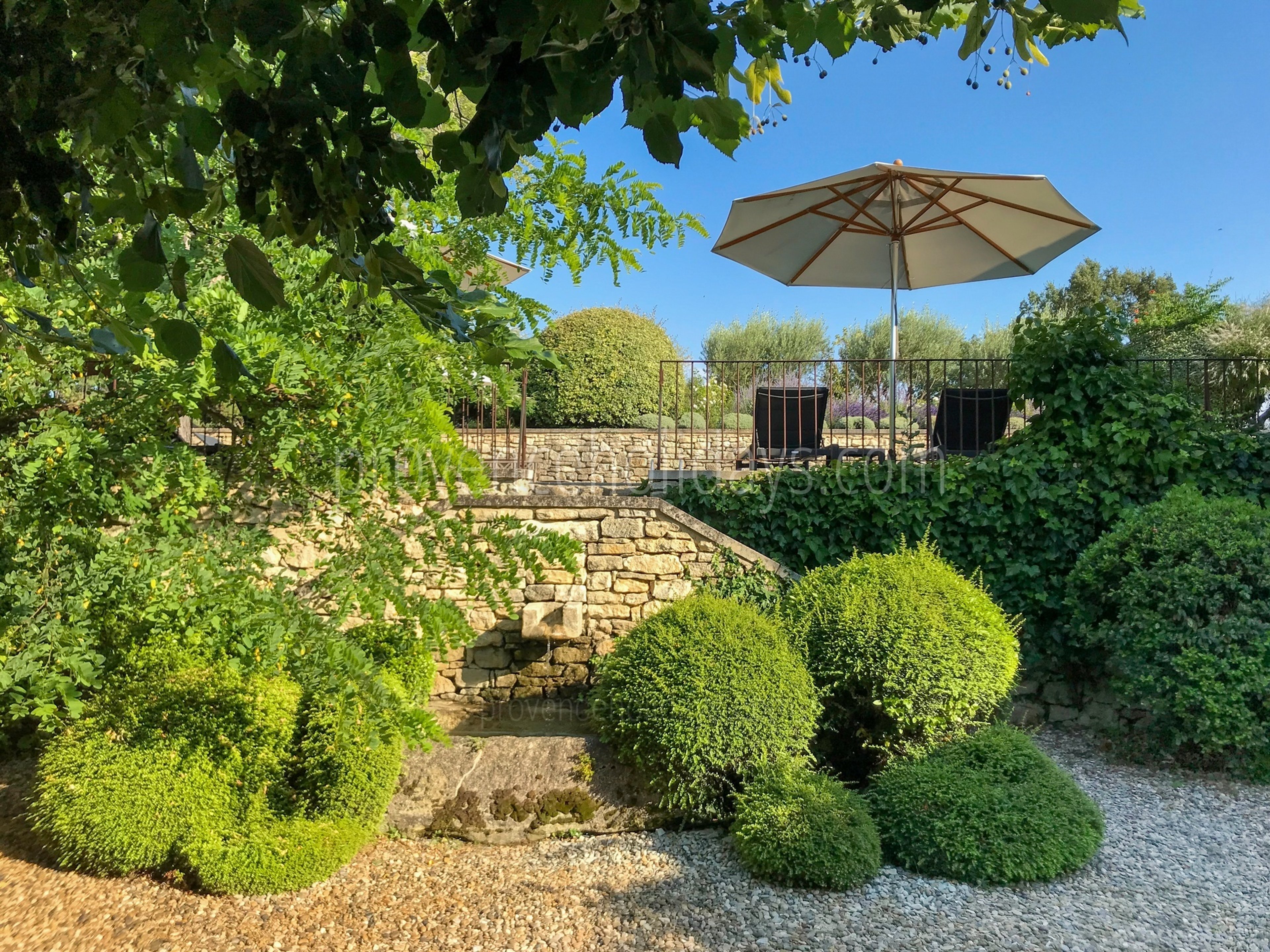 12 - Mas Goult: Villa: Exterior