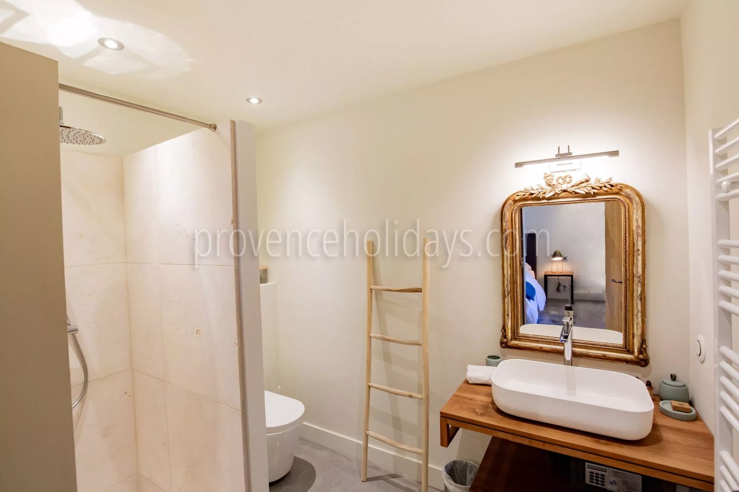 30 - Le Domaine de L\'Or Vert: Villa: Bathroom