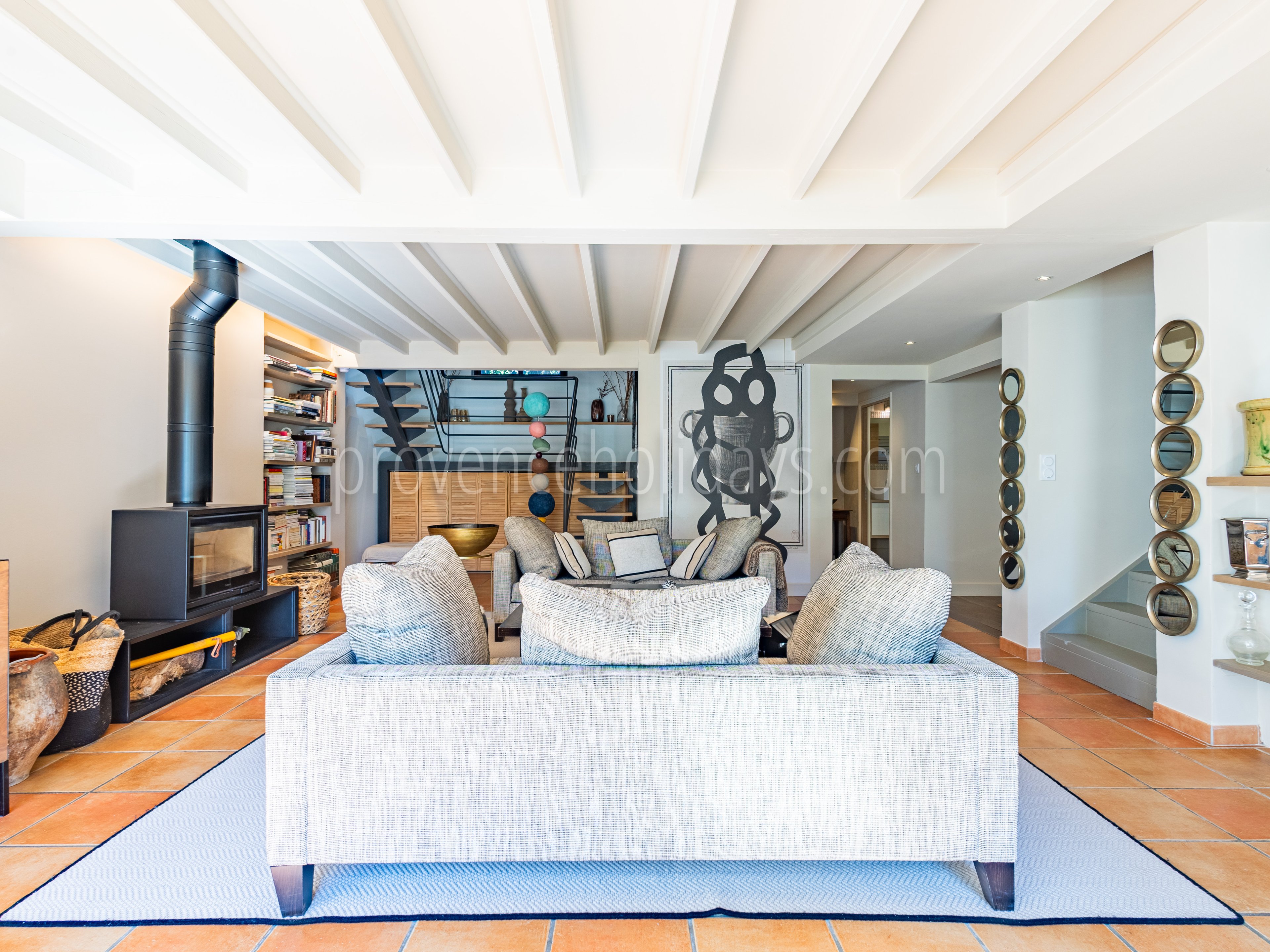 16 - L\'Atelier Provençal: Villa: Interior