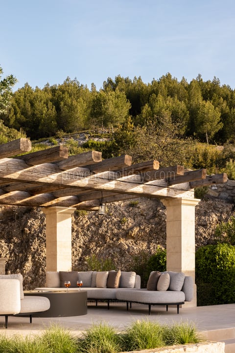 34 - Mas des Collines: Villa: Exterior