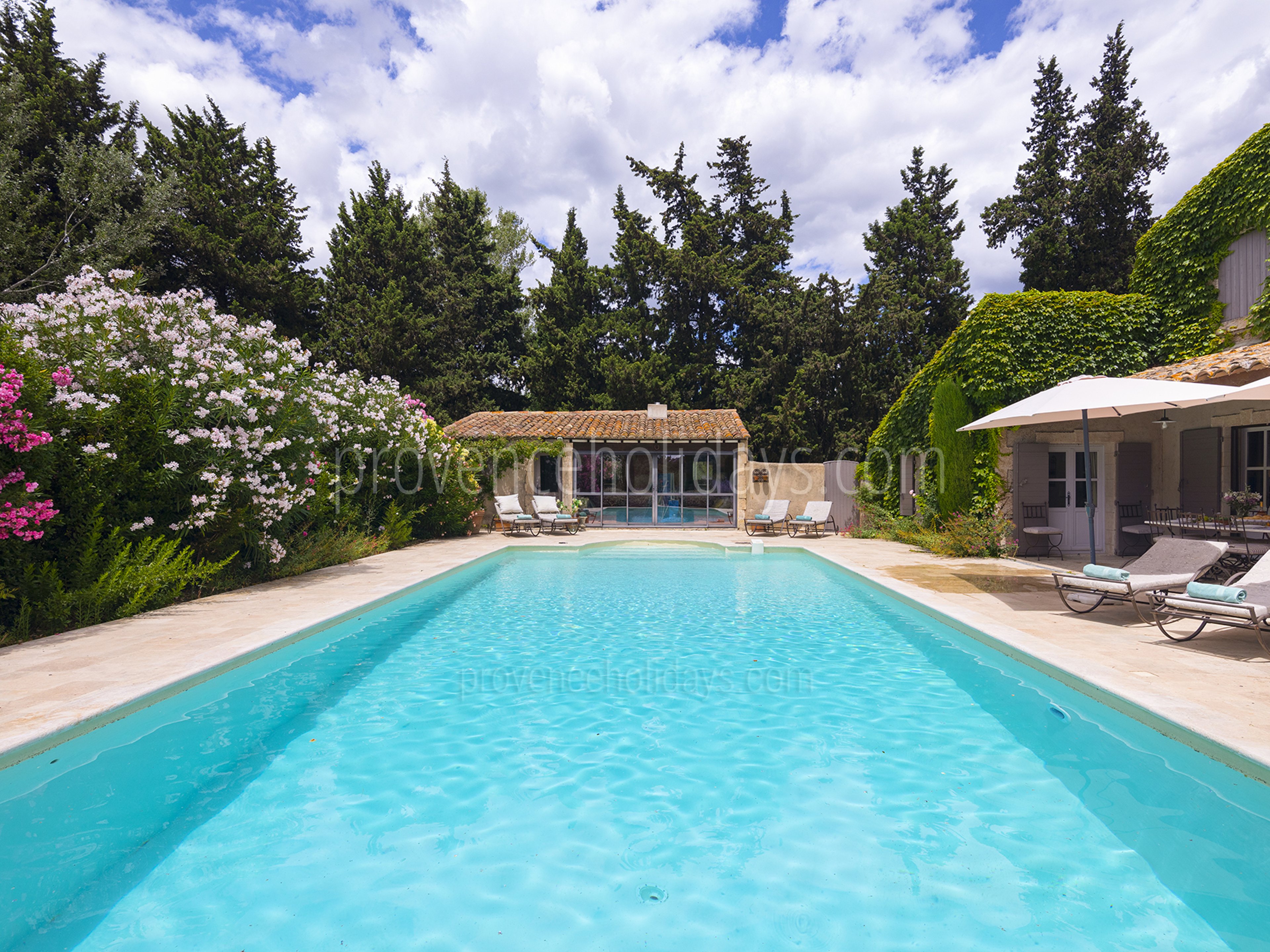 16 - Maison Paradou: Villa: Pool