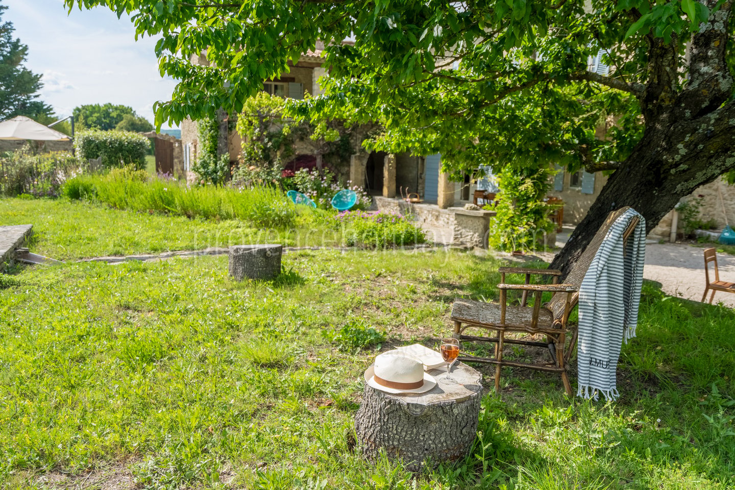 23 - La Bastide Neuve: Villa: Exterior