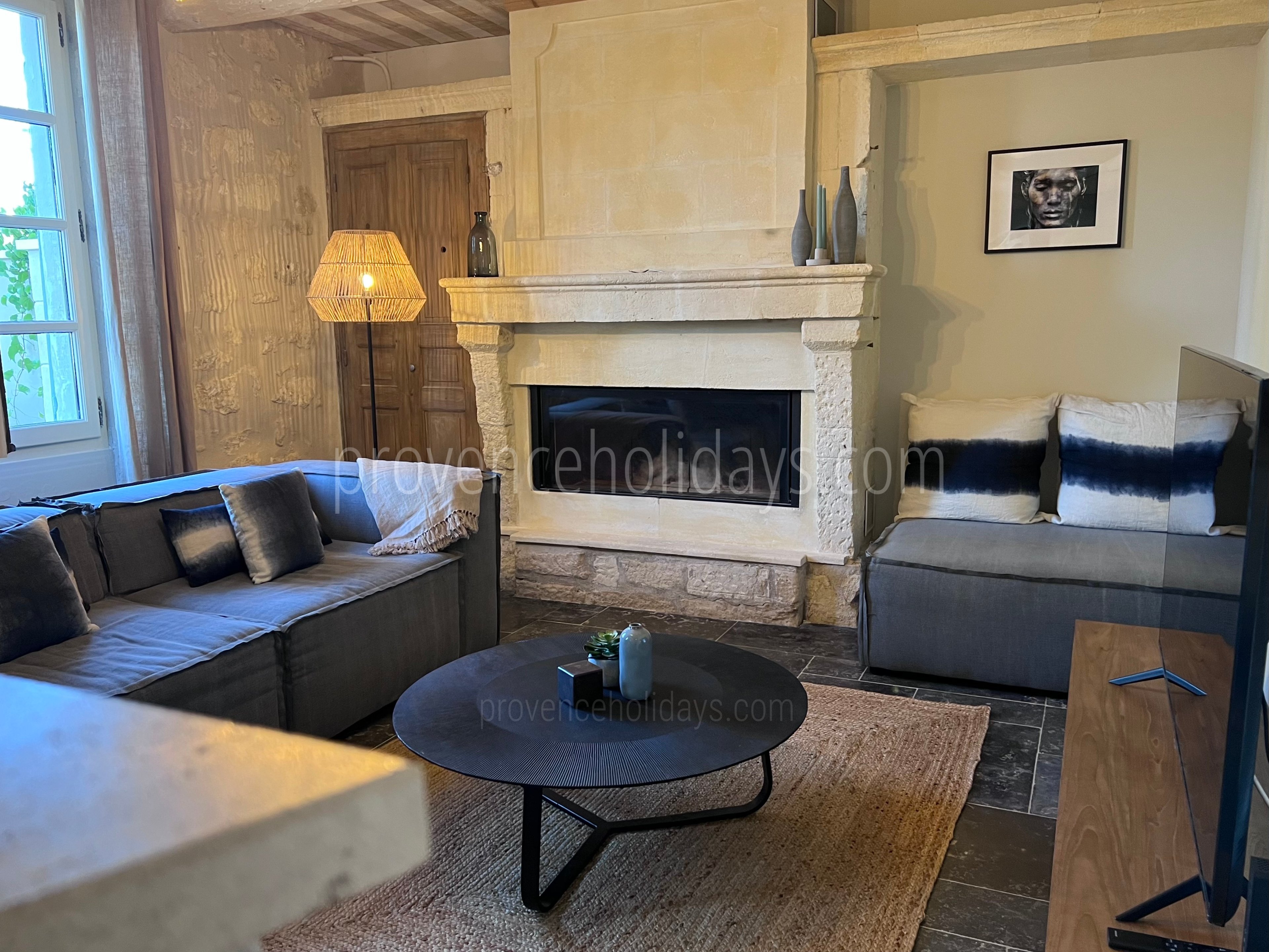 9 - Mazet de Fontvieille: Villa: Interior