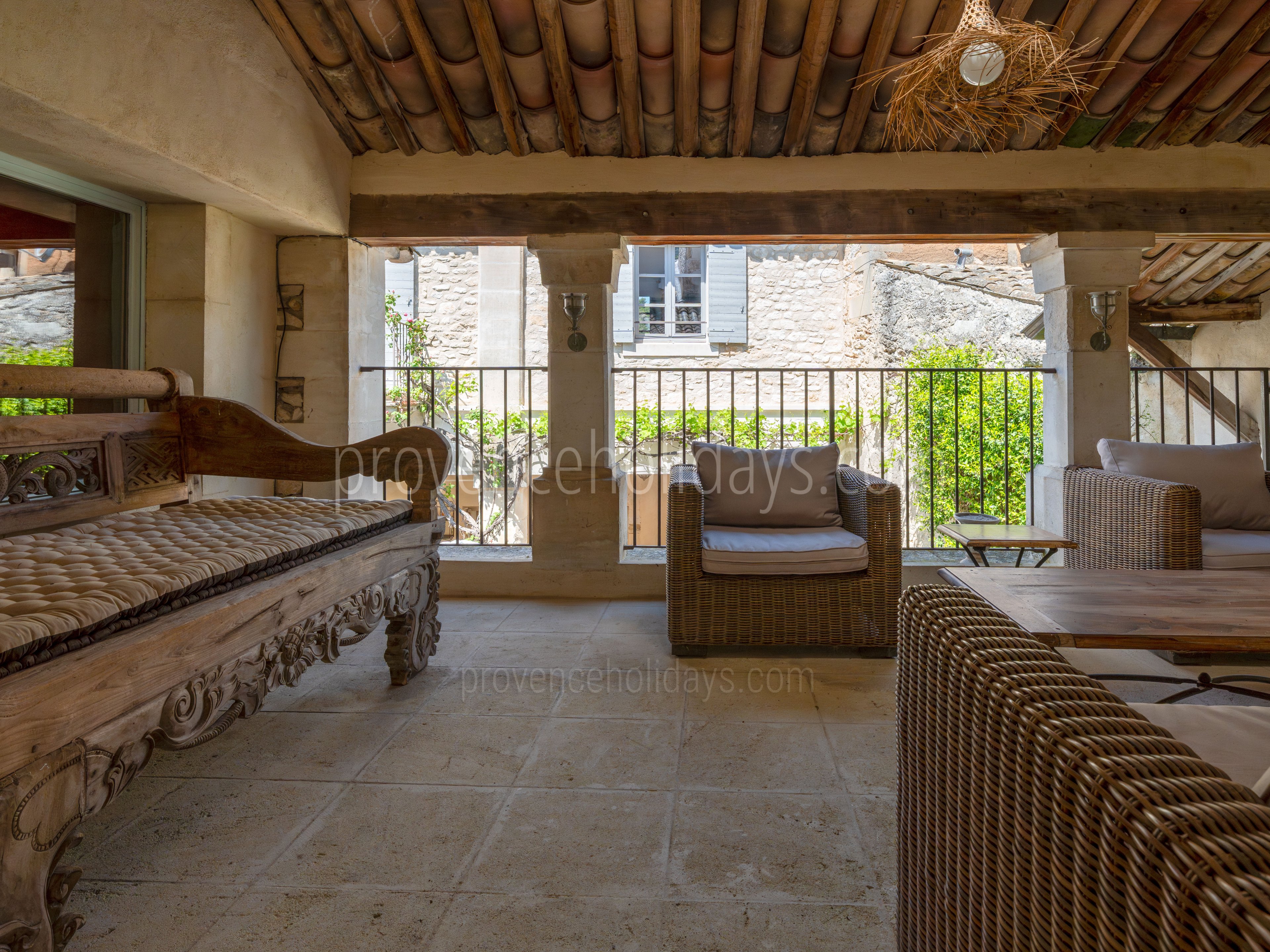 21 - Mas Lou Miradou: Villa: Exterior