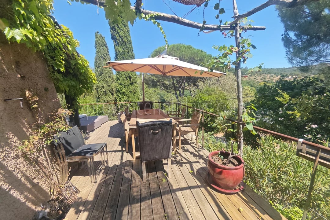 4 - Provenzalisches Haus in Grimaud: Villa: Exterior