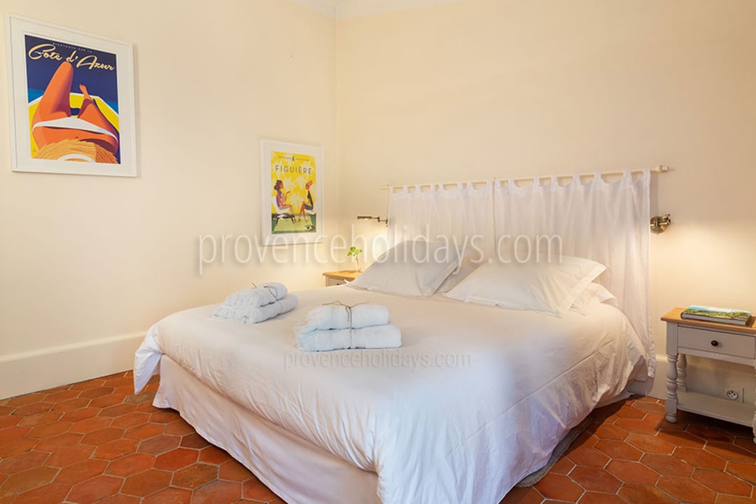 4 - Maison Pellegrine: Villa: Bedroom
