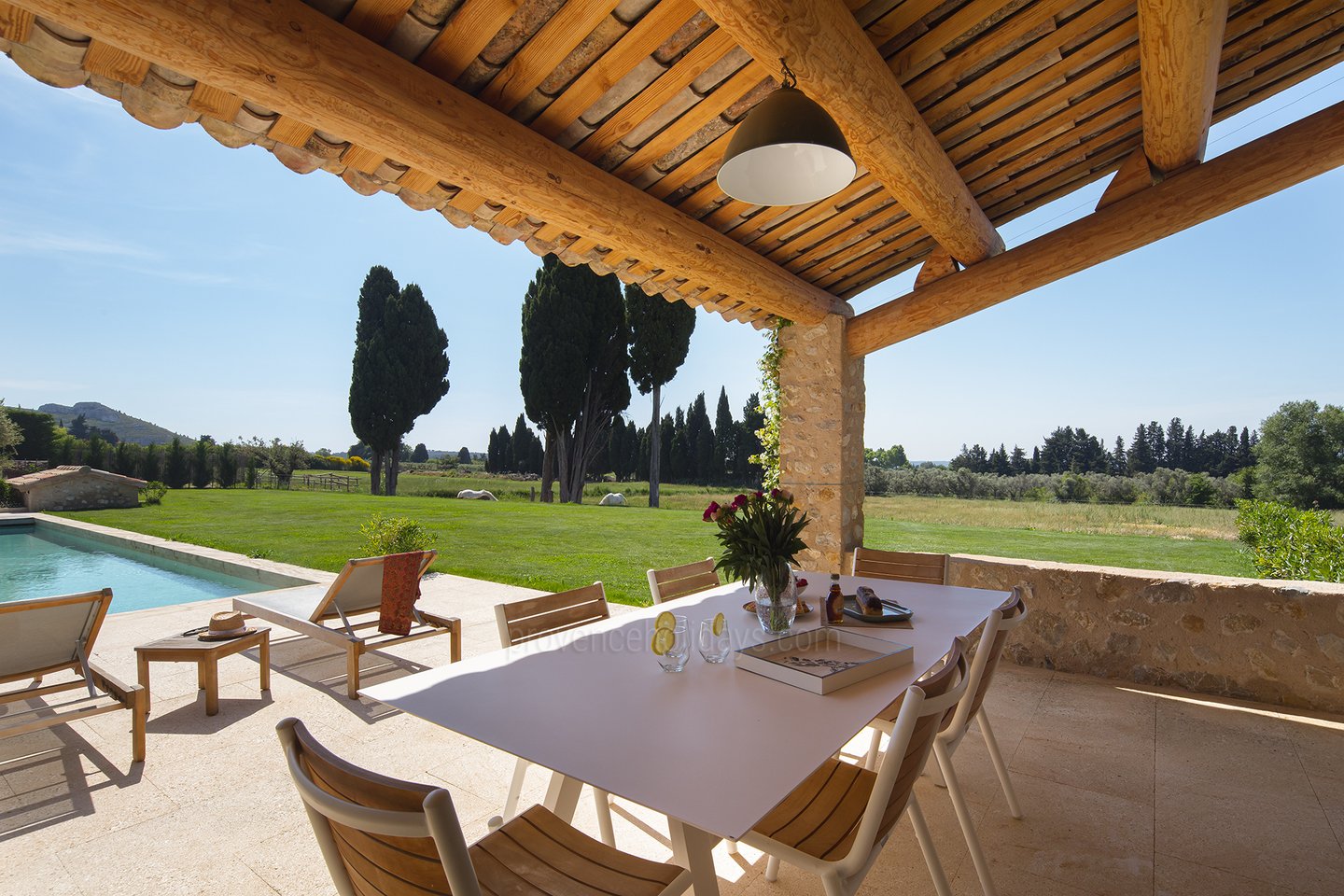 7 - Mas des Thyms: Villa: Exterior