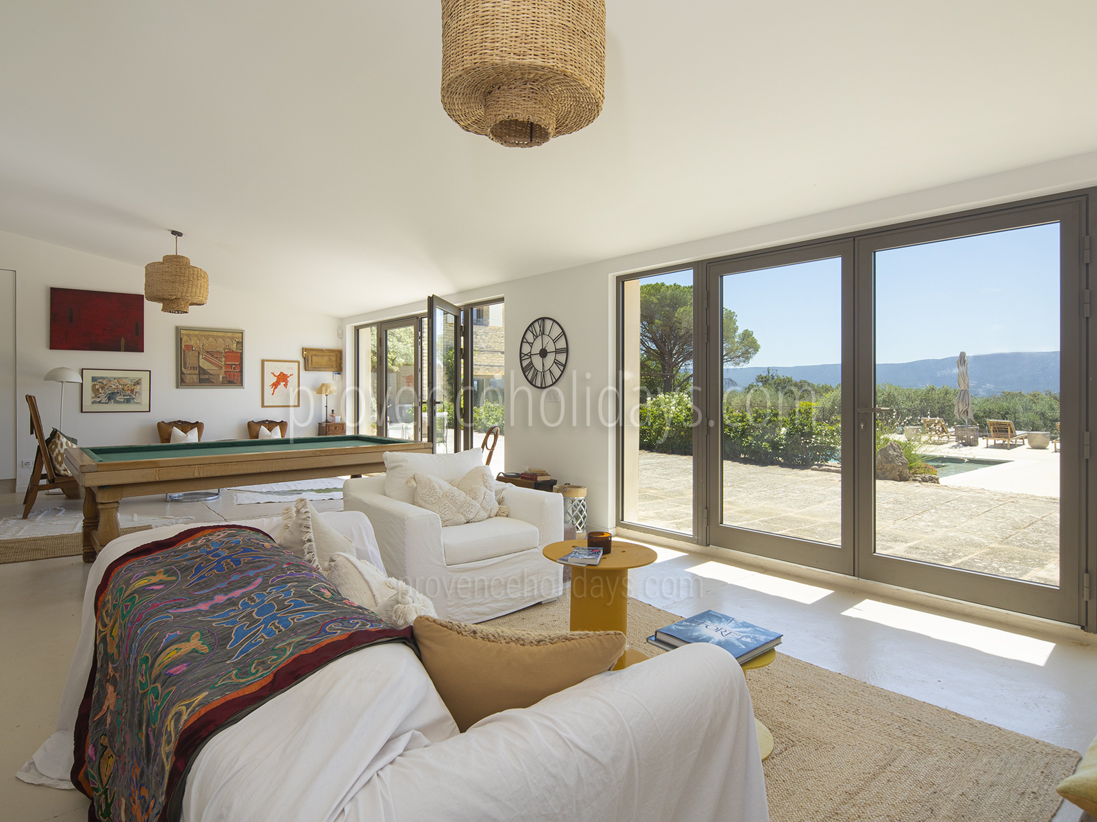 12 - Escapade en Luberon: Villa: Interior