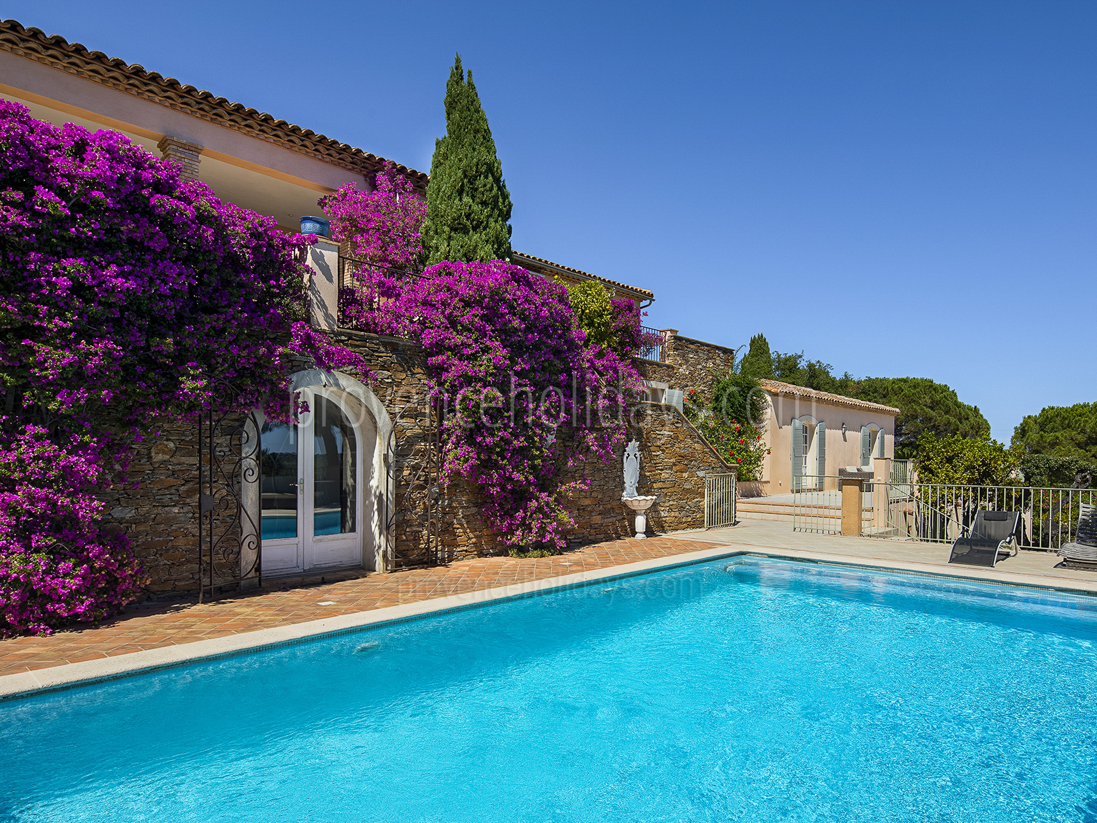 3 - Villa Oumeda: Villa: Exterior