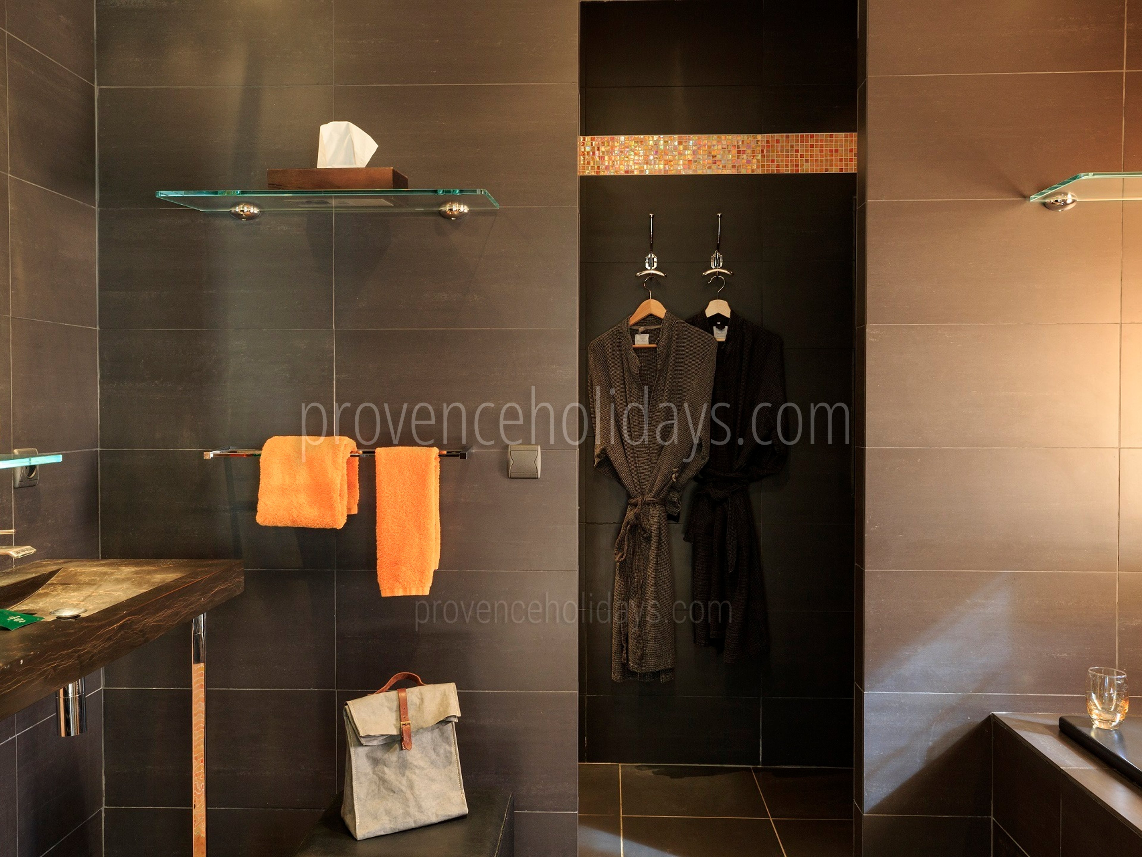 38 - Mas de l\'Artiste: Villa: Bathroom