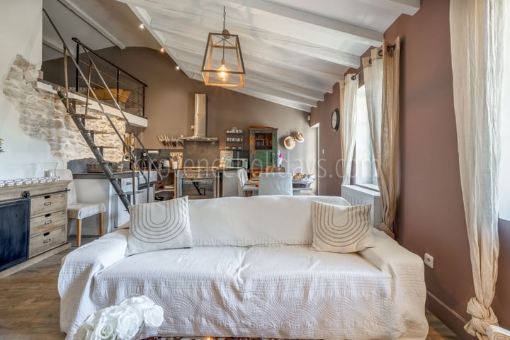 12 - Le Mas de Cabrières: Villa: Interior