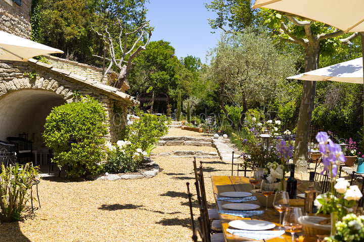 11 - Le Moulin de Gordes: Villa: Exterior