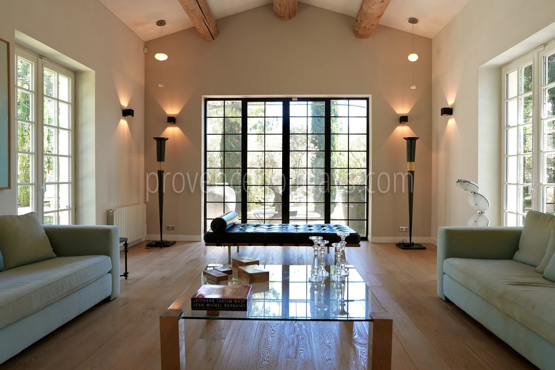 21 - Stone estate in Eygalières: Villa: Interior