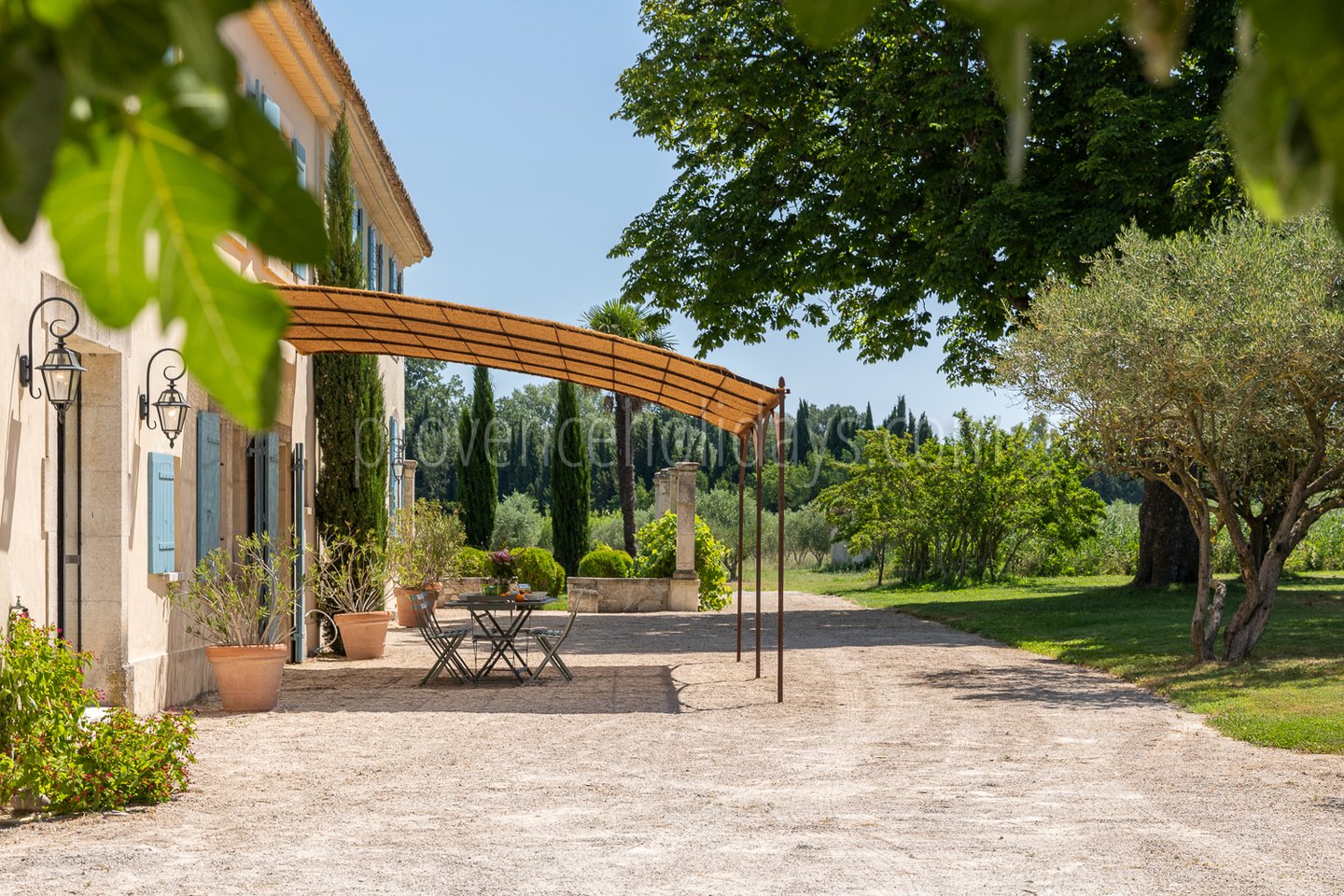 38 - Mas du Lierre: Villa: Exterior