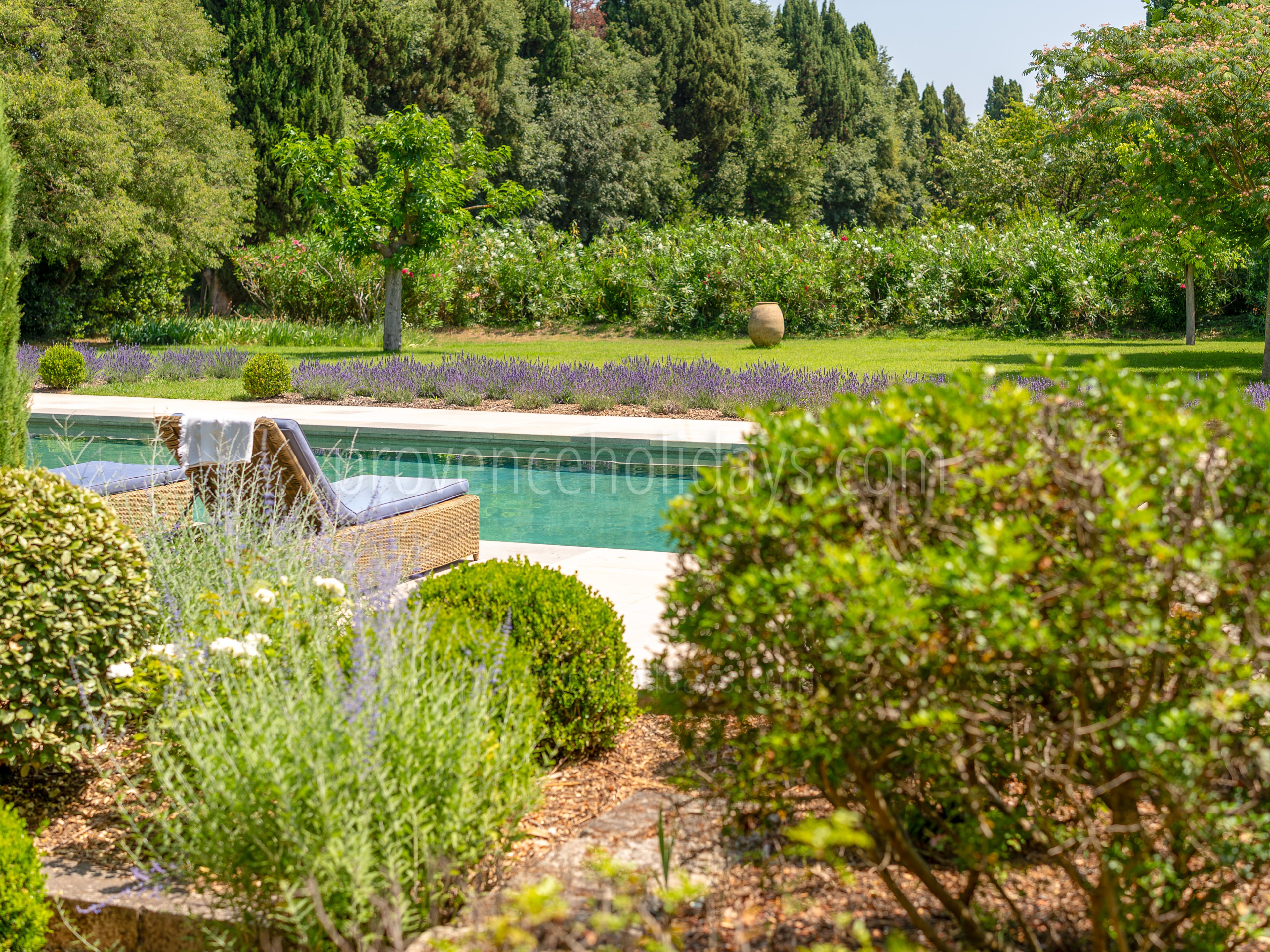 11 - Mas des Chênes Verts: Villa: Pool