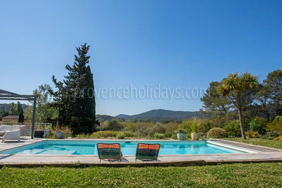 26 - Villa with pool in Pernes-les-Fontaines: Villa: Pool
