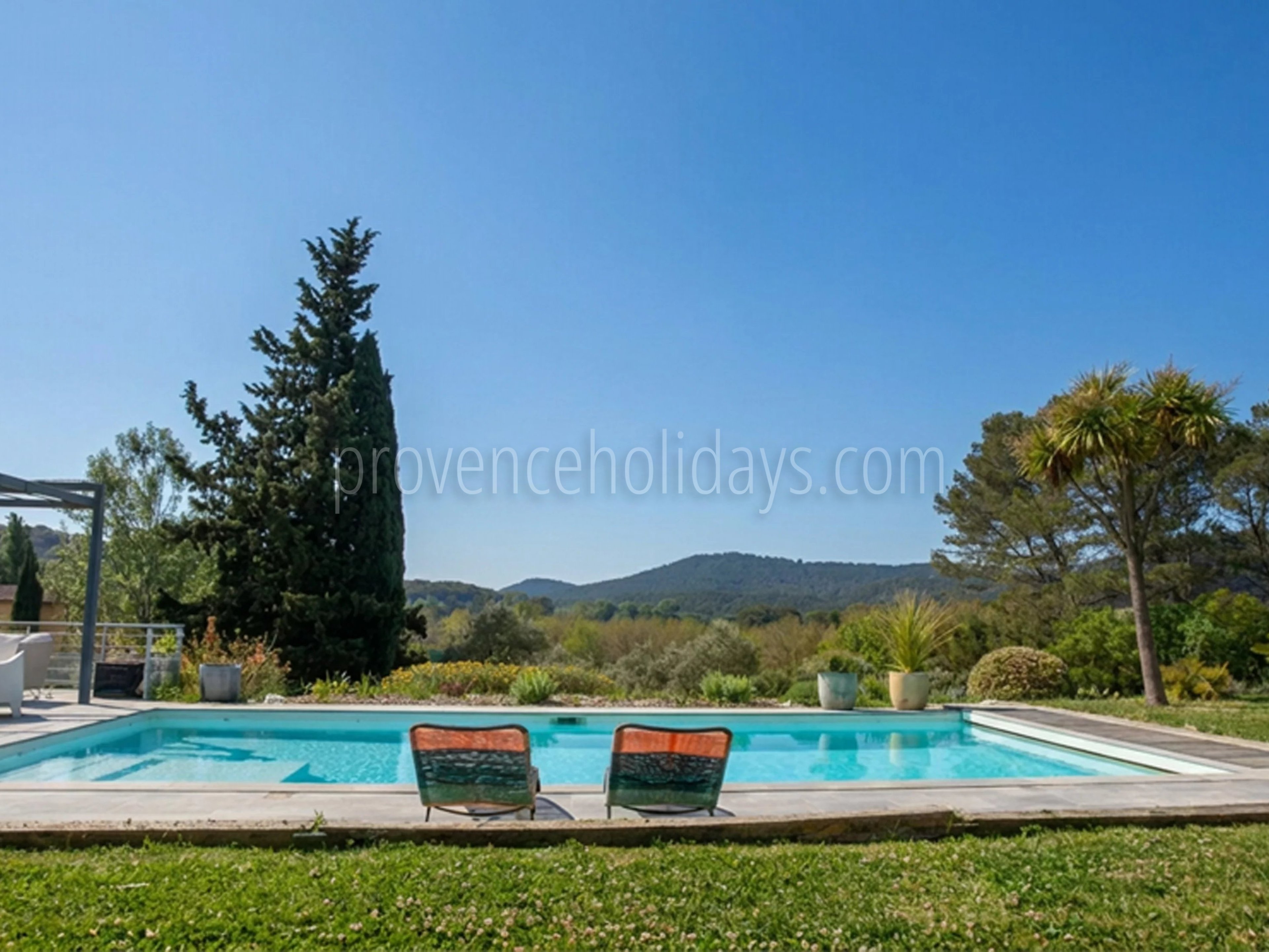 26 - Villa with pool in Pernes-les-Fontaines: Villa: Pool