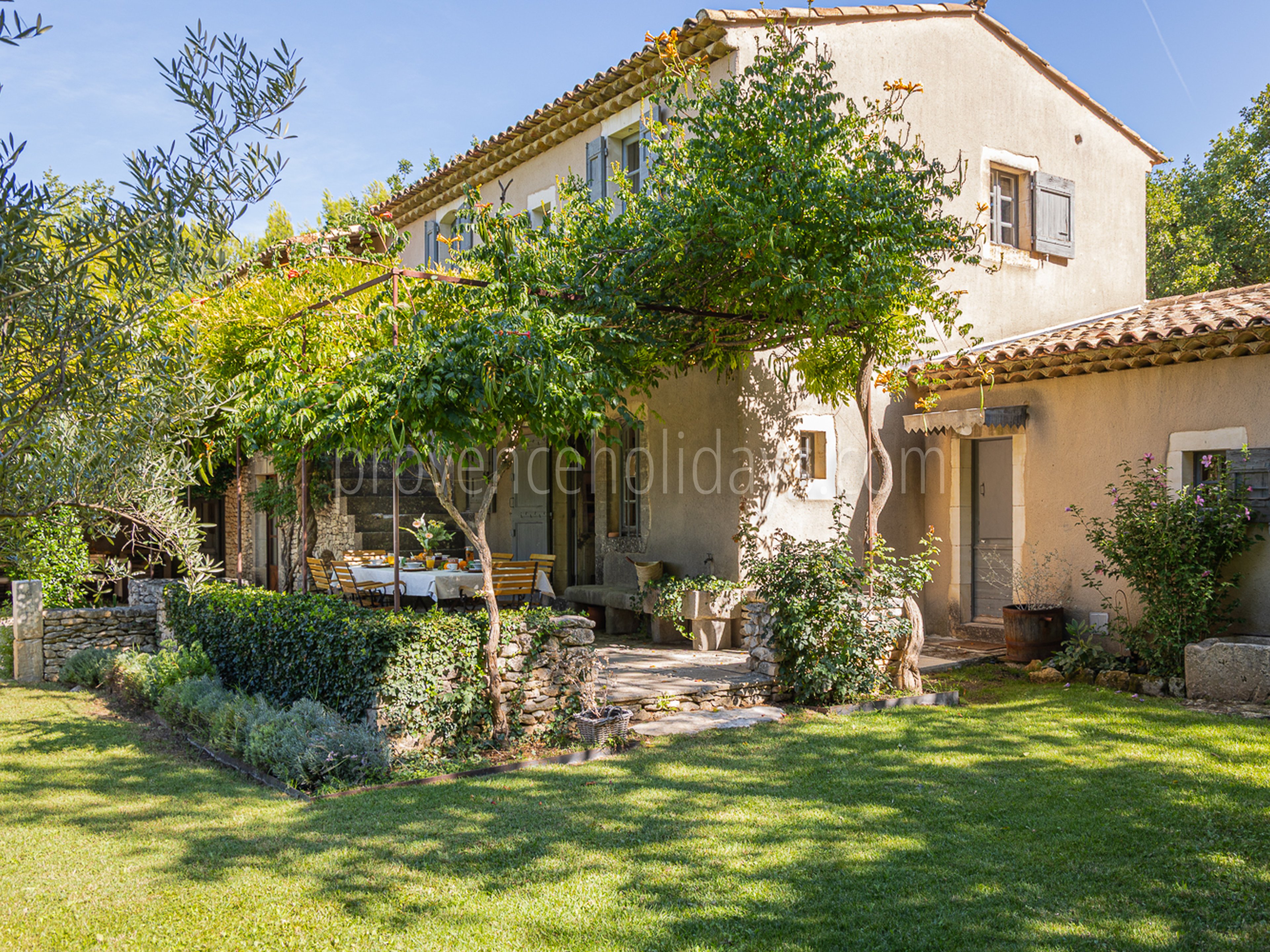 0 - Le Mazet des Collines: Villa: Exterior