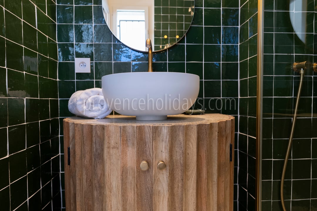 25 - Villa Alice: Villa: Bathroom