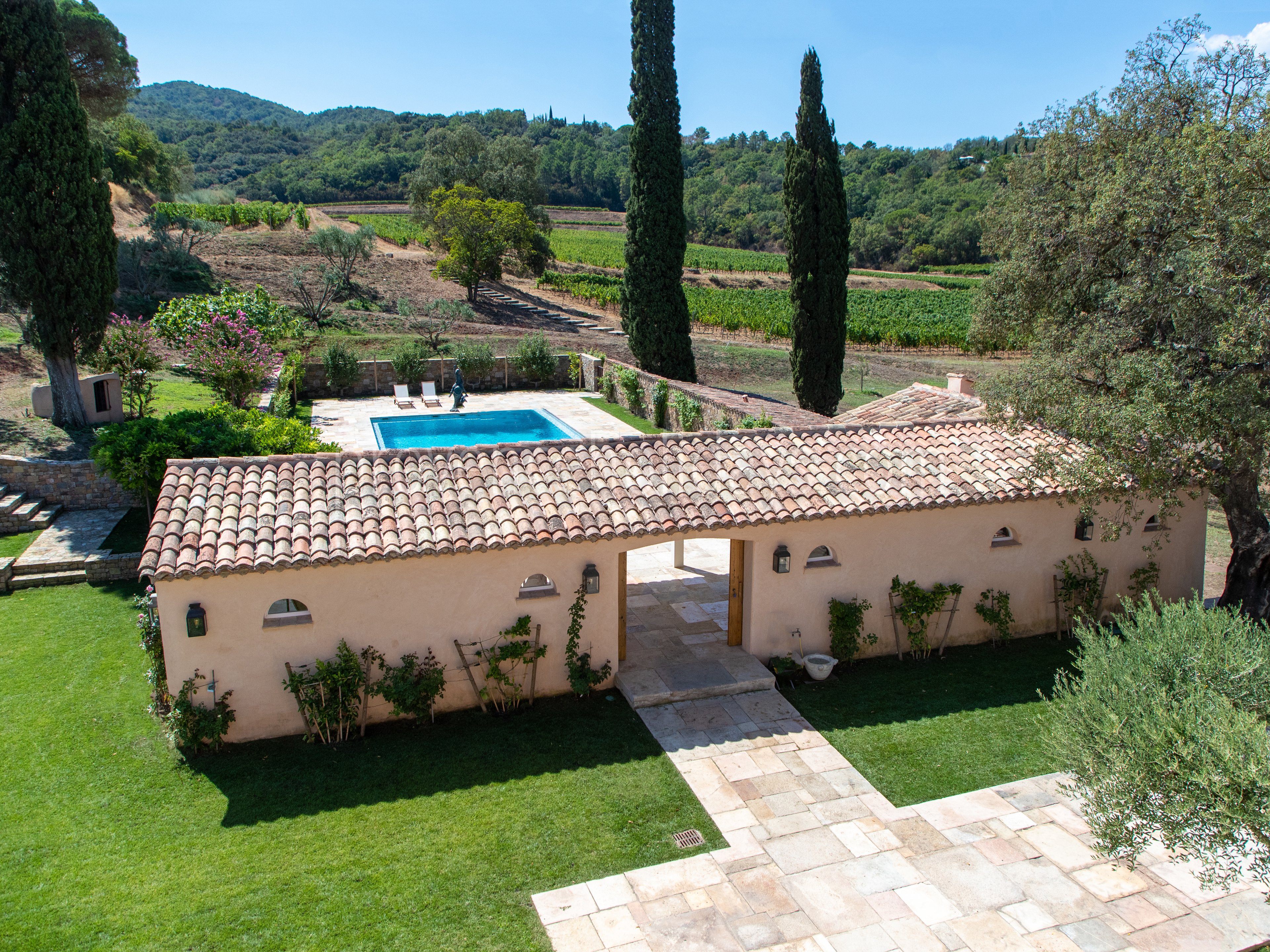 3 - Bastide Queen: Villa: Pool