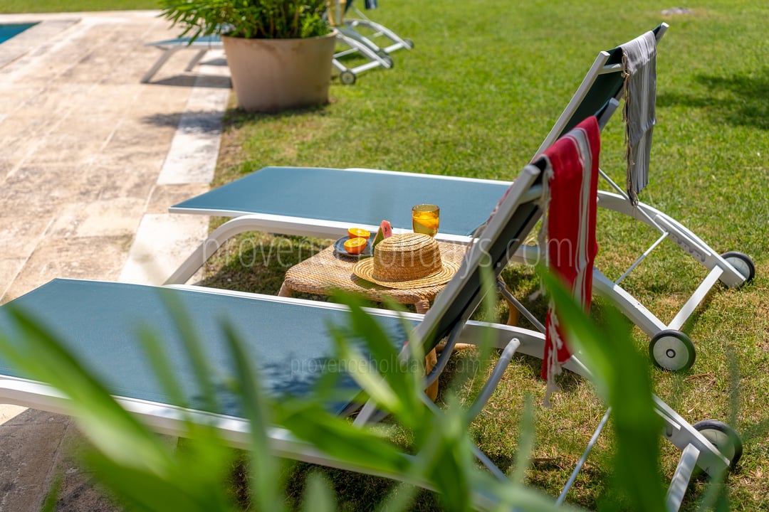 12 - Mas des Trois Cyprès: Villa: Pool